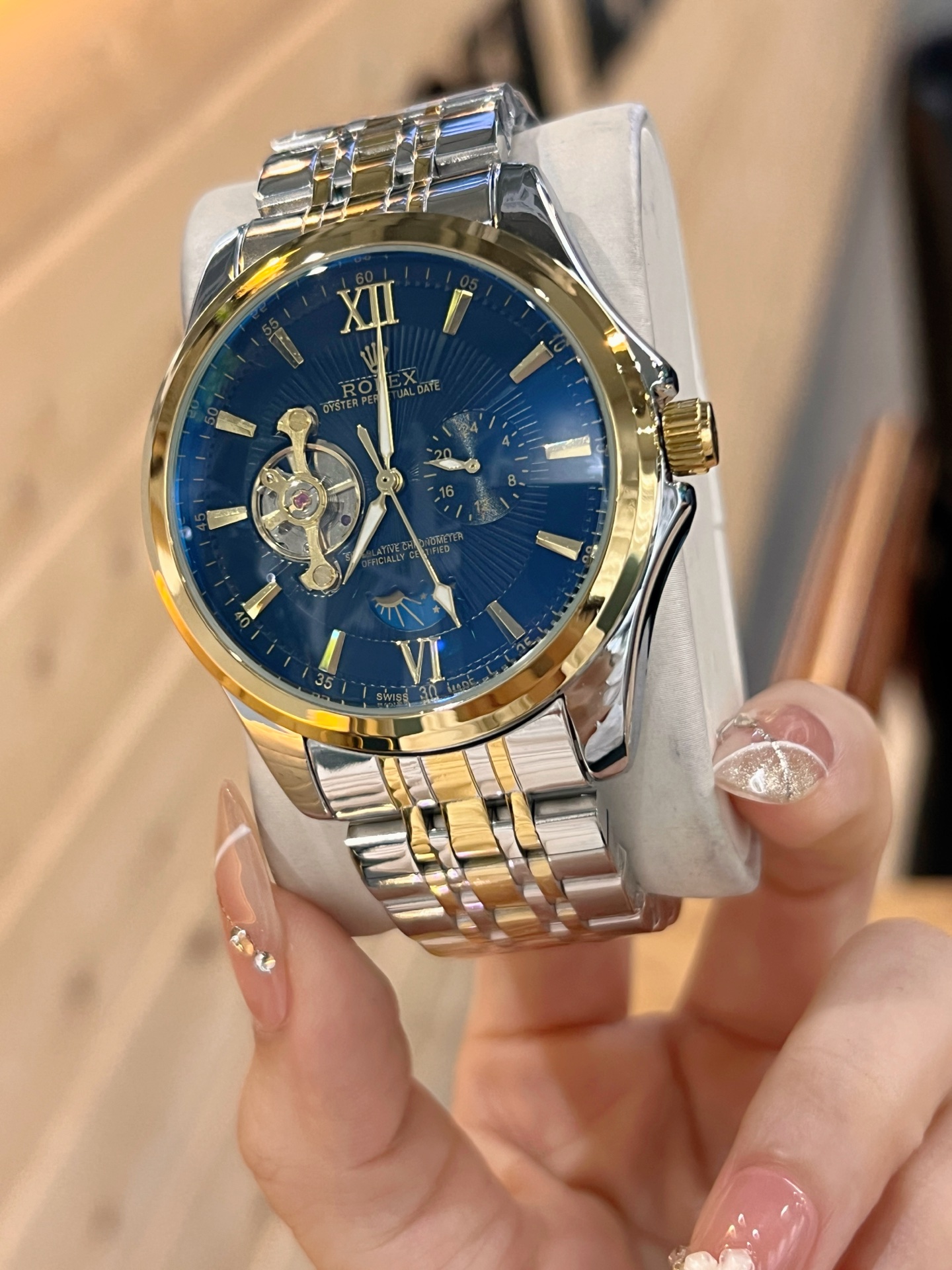 💰白125，金130
欧米加-OMEGA 九飞轮全自动