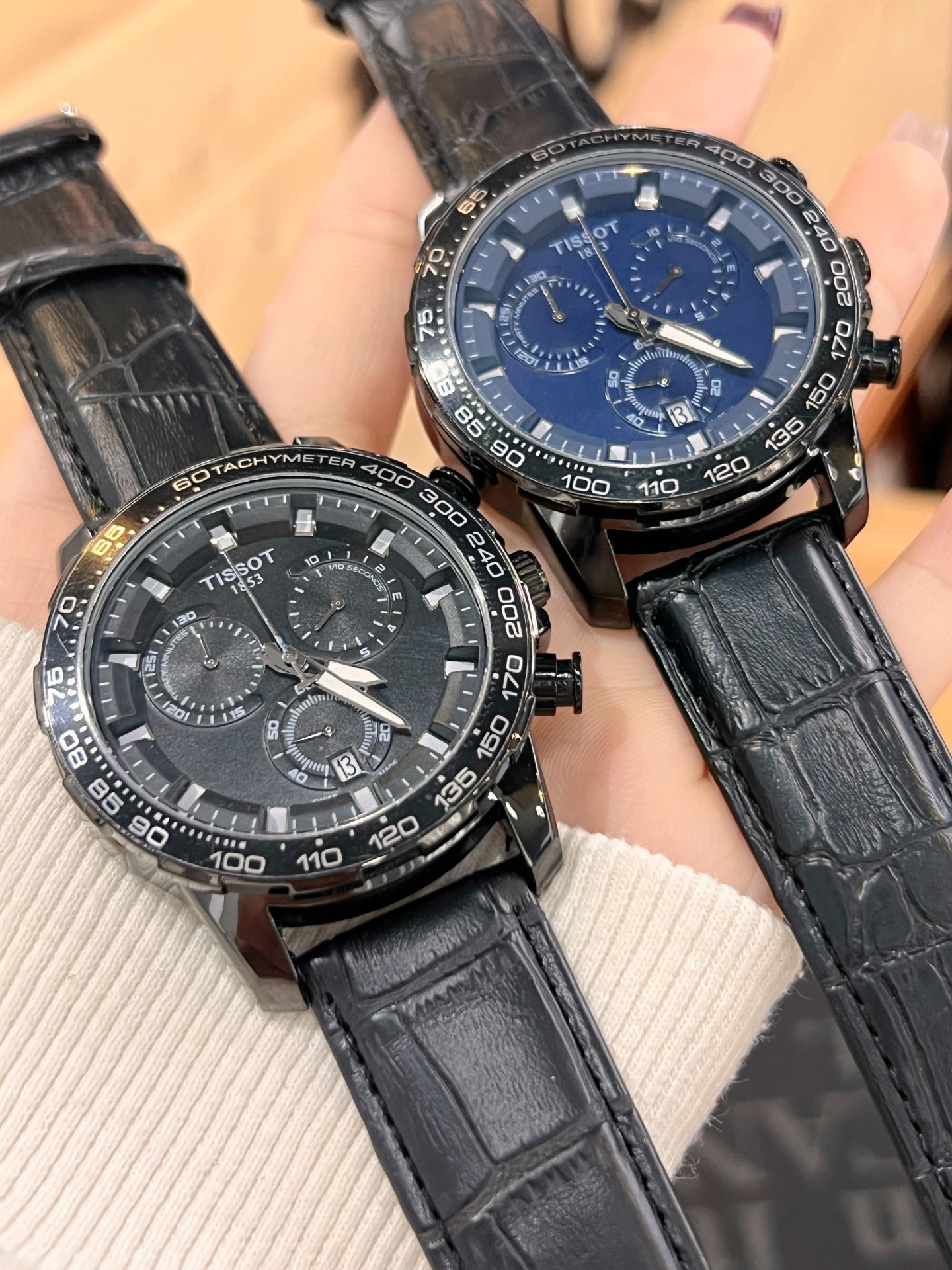 天梭六針石英時計 - スタイリッシュな型男必見