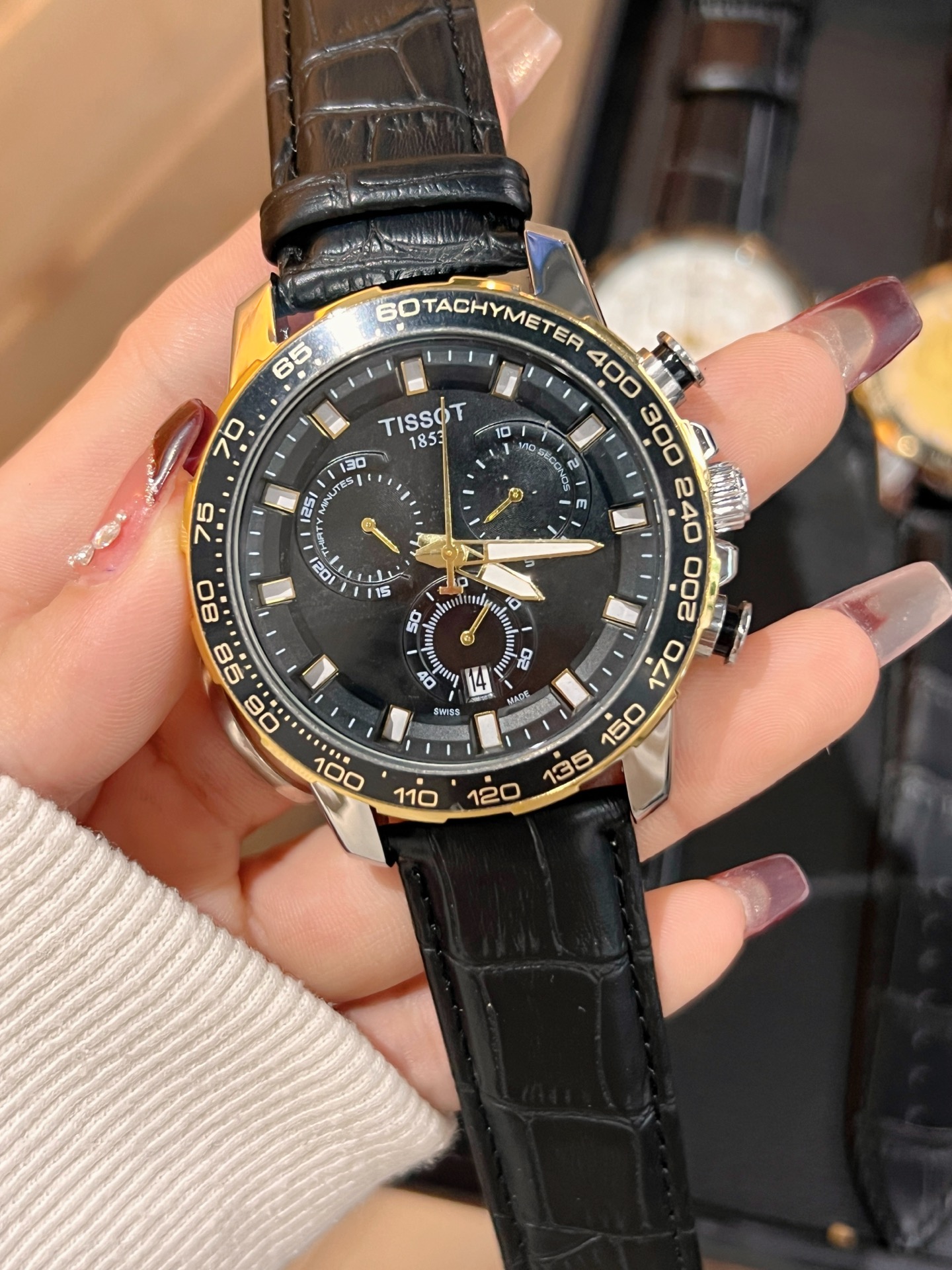 天梭六針石英時計 - 型男の必需品