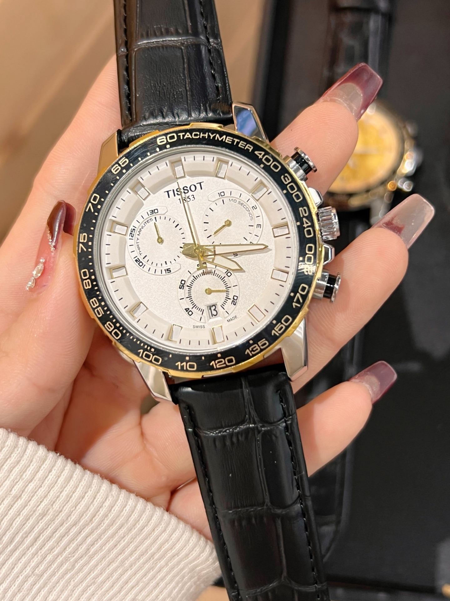 天梭六針石英時計 - 型男の必需品