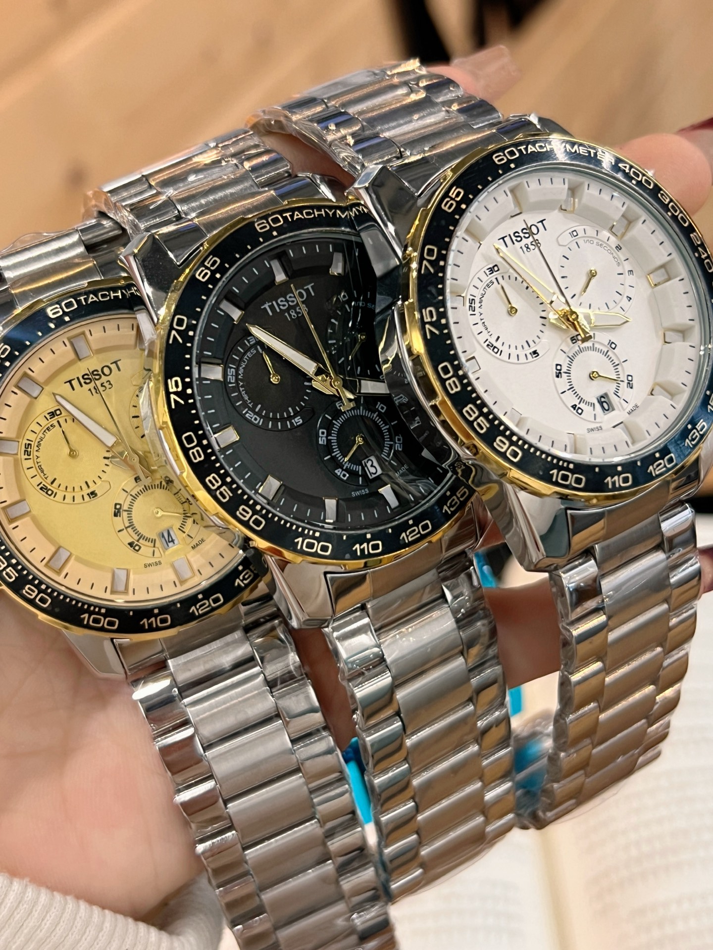 天梭六針手表 - 型男の必需品