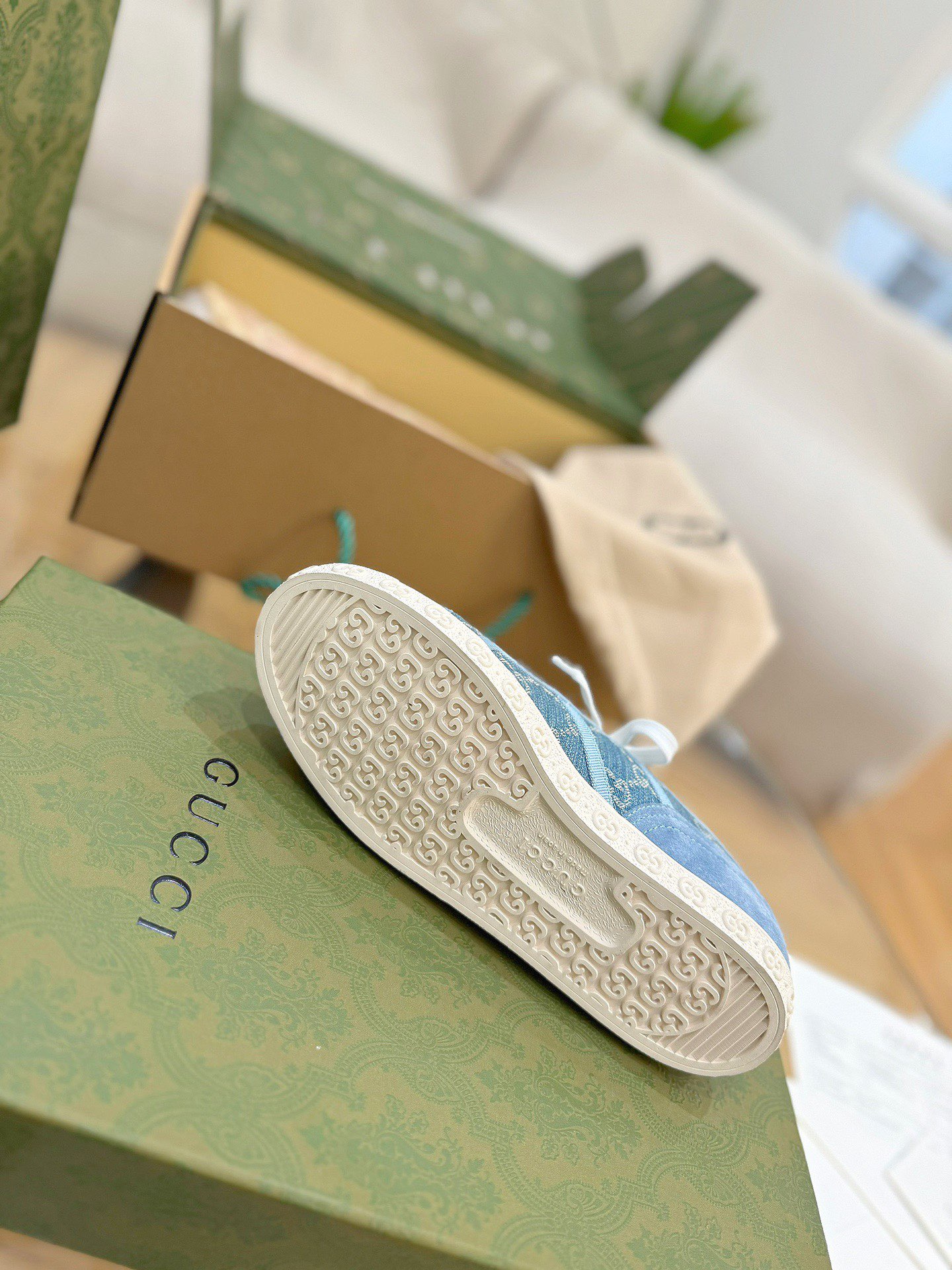 300 2024Gucc低邦休闲运动鞋顶级版本