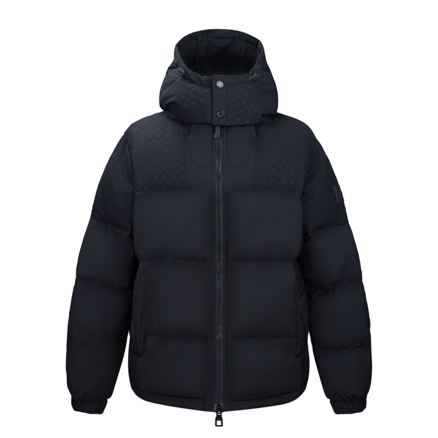 מעילת פוך נפוחה Louis Vuitton עם מכסים מונוגרמ וכובע