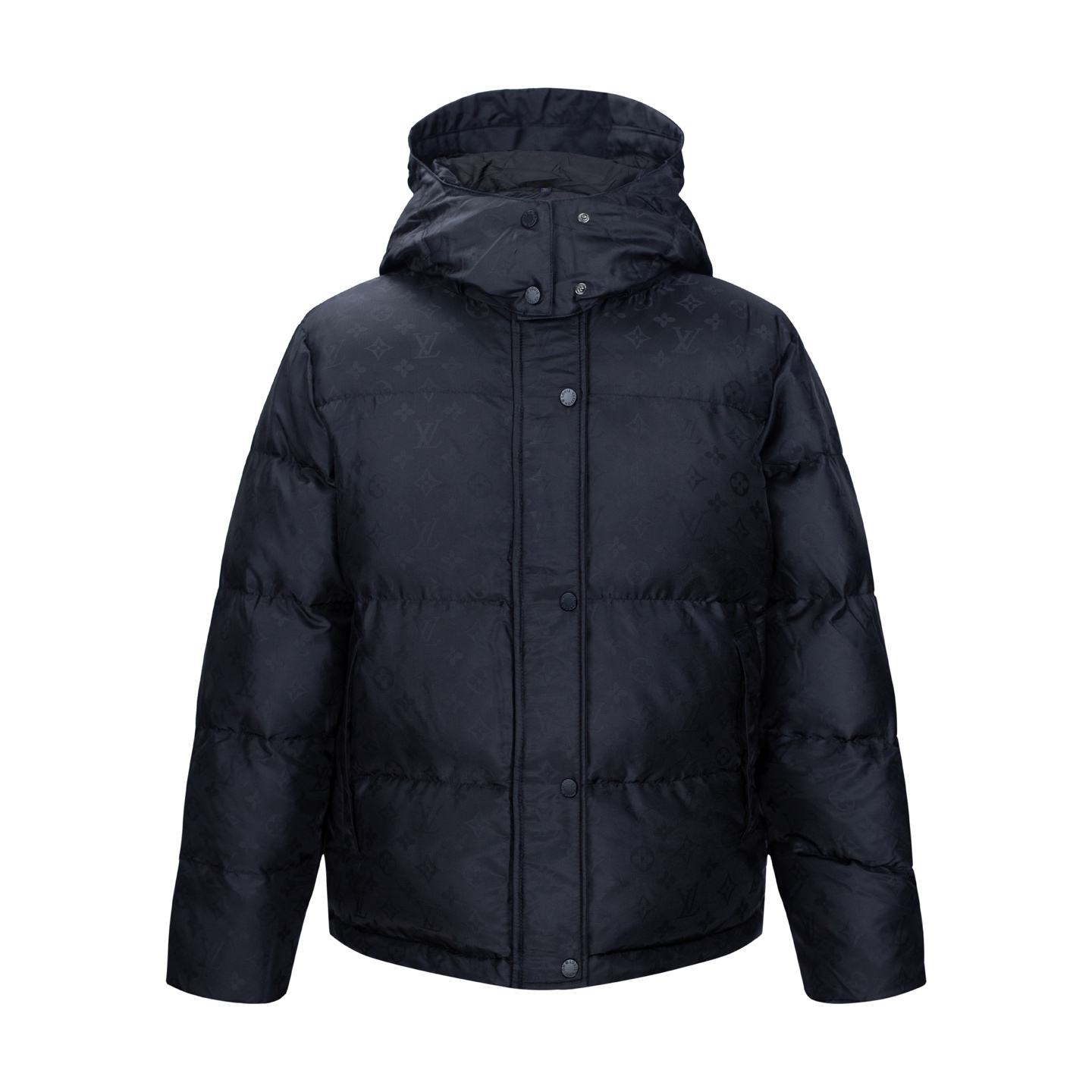 P365




款号:【Y106】
LOUIS VUITTON & 路易威登 lv 徽标压印全身拼接连帽羽绒服外套 
原版1:1订制五金配件全进口原版定制 欢迎专柜对比 绝对的高品质 采用顶级90白鸭绒 超柔软 充羽量蓬松饱满 超级重工 面料做工杠杠的👍版型完美 注意⚠面料超舒服  男女（今年第一次做羽绒服 跑量价格 性价比高破天花板）
【顶级面料+特点:
✅羽绒涵量 95绒，克重约320g
✅全身采用LOGO满印 
✅以潮奢感入局，实现保暖有型双重达标
✅需要单独定制，非常厚实，360度都有立体饱满的感觉！
✅羽绒服运用了双层防绒内胆设计！防风性能超强
✅五金 1:1 全定制复刻zp
工艺:
现货重磅大牛货!  最高版本明星同款情侣原厂出品，必定是好好的，这款羽绒服运用了双层防绒内胆设计！防风性能超强，冬天穿会非常保暖!白鸭绒填充，蓬松度高，零下十几度穿着也没问题❗
Color：黑色
Size：M-L-XL-XXL