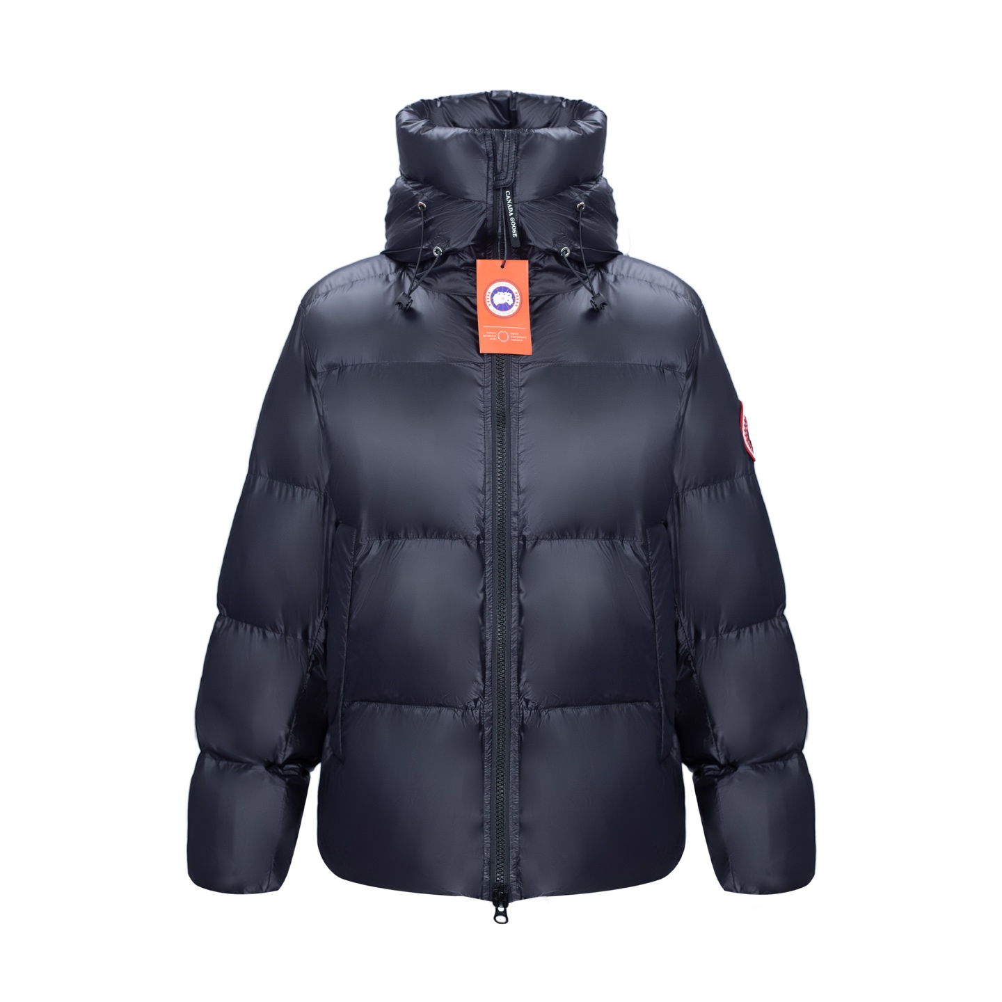 P365




款号:【Y107】
𝘾𝘼𝙉𝘼𝘿𝘼 𝙂𝙊𝙊𝙎𝙀/加拿大鹅 黑色 红标
限定新款Crofton泡芙羽绒服
纯广检80白鸭绒填充‼ 
顶级版本，天花板级别‼
Crofton 松软大面包，2023最新款式，防寒效果高达4级，采用再生Feather-Light抗撕裂面料，超轻便，上身完全没有负重感！ 独特黑标更彰显气质‼ 
加拿大品牌Canada Goose一直是被公认为最保暖的羽绒服，各种各路ins红人、网红、明星也时长穿他街拍。每年都有做Canada Goose，却依旧无法摆脱对大鹅的喜爱，再寒冷的冬天都不需要怕，因为有大鹅！内填充80%白鸭绒 ，加拿大鹅是传说中最保暖的羽绒服，号称北极户外运动必备品！全球爆热第一的羽绒服，各大明星争相抢购，人手必备！ 男女同款 
颜色 黑色
码数: M~XXL