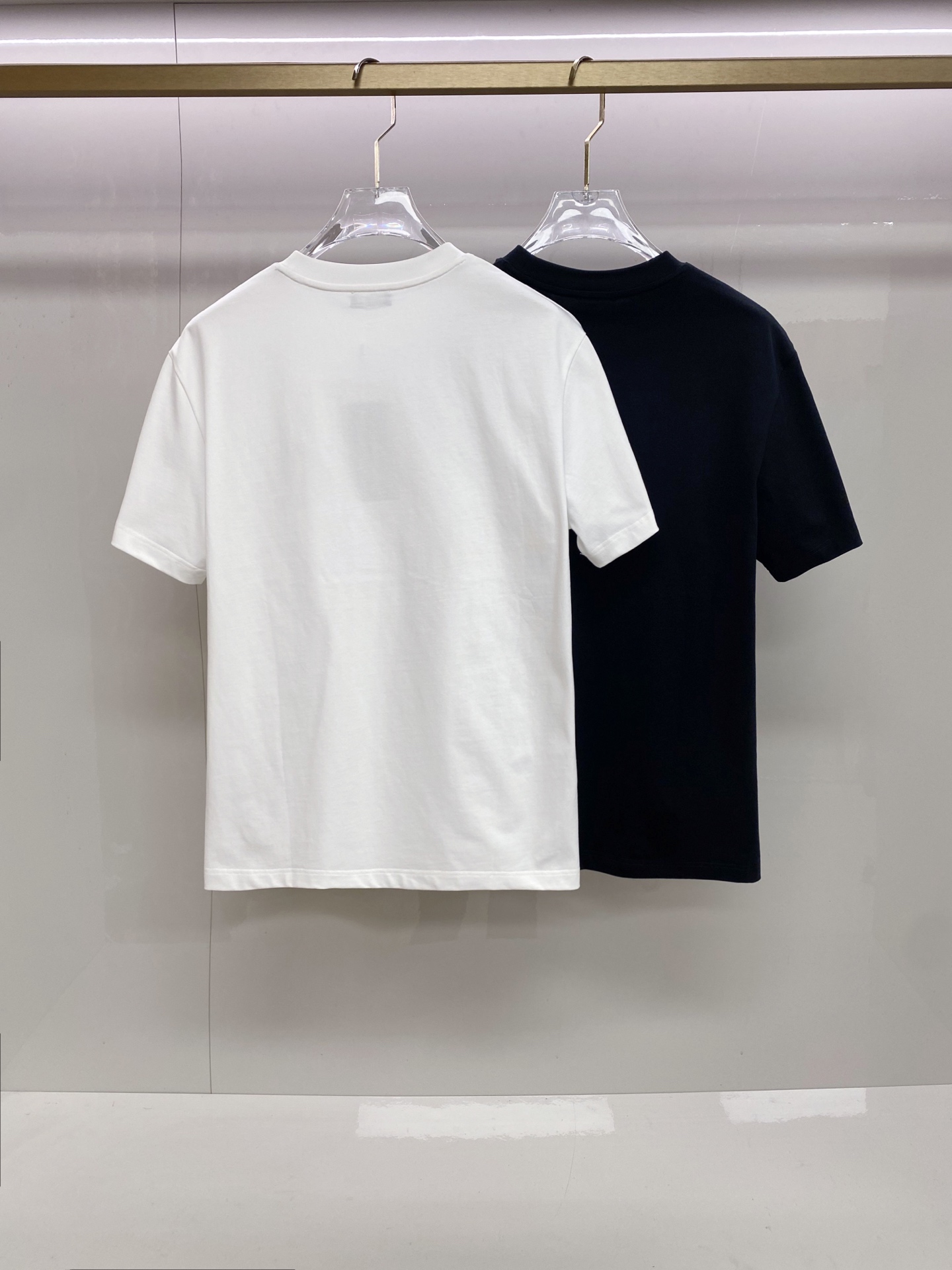 Dior 迪奥 2026ss 春夏新款首发专柜最新款短袖圆领T恤 高端订制 设计前卫时尚！品牌logo重