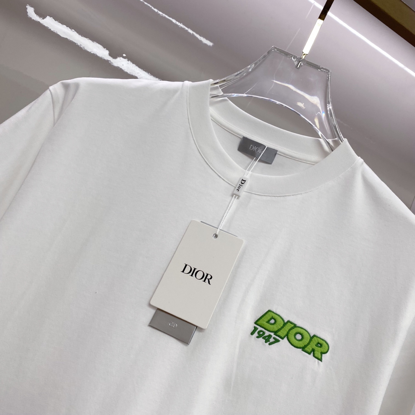 Dior 迪奥 2026ss 春夏新款首发专柜最新款短袖圆领T恤 高端订制 设计前卫时尚！品牌logo重