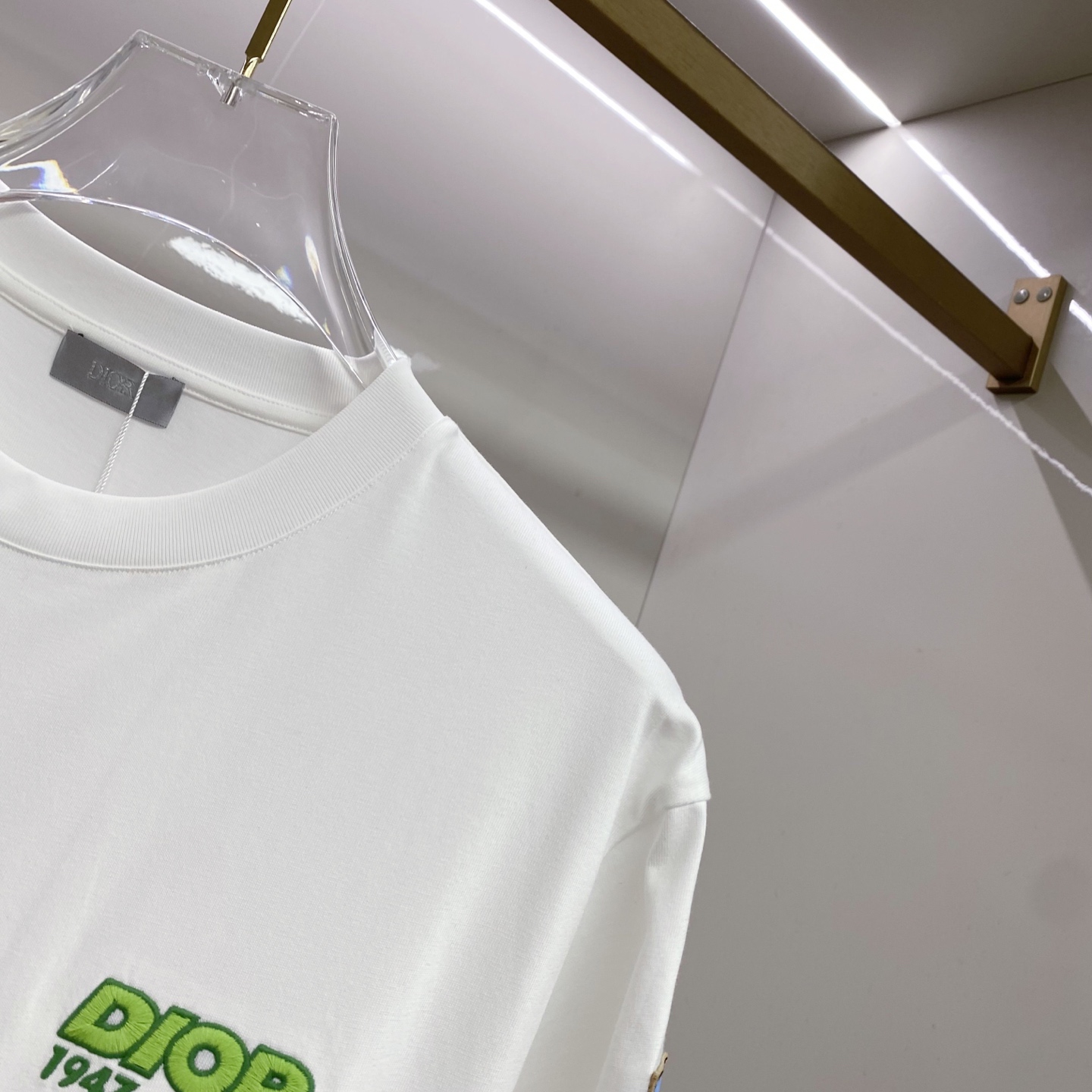 Dior 迪奥 2026ss 春夏新款首发专柜最新款短袖圆领T恤 高端订制 设计前卫时尚！品牌logo重