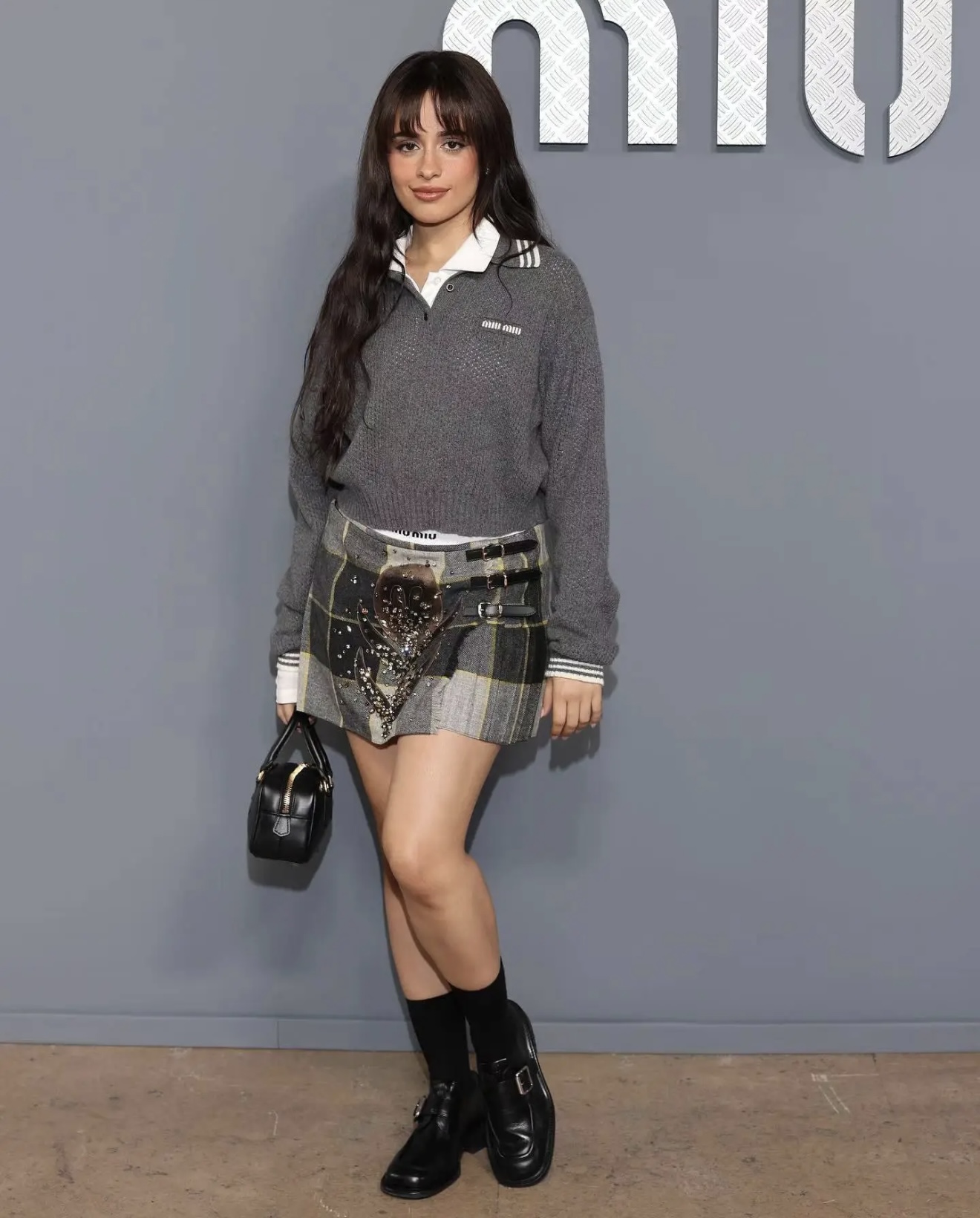 NO:297155,[Love] New [Love]!  Latest MIU 25NEW Lapel Knit Polo Top. Size SML., miumiu, alexander wang19860909[爱心]新款[爱心]！最新MIU 25NEW 翻领针织Polo上衣.尺码SML.,,miumiu,alexander wang,Women's clothing