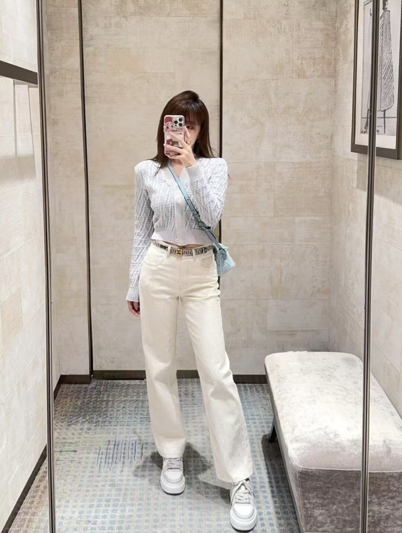 NO:298143,[Love] New [Love]!  Latest FEND 25NEW jacquard knitted cardigan. Size SML., fendi,alexander wang19860909[爱心]新款[爱心]！最新FEND 25NEW 提花针织开衫.尺码SML.,,fendi,alexander wang,Women's clothing