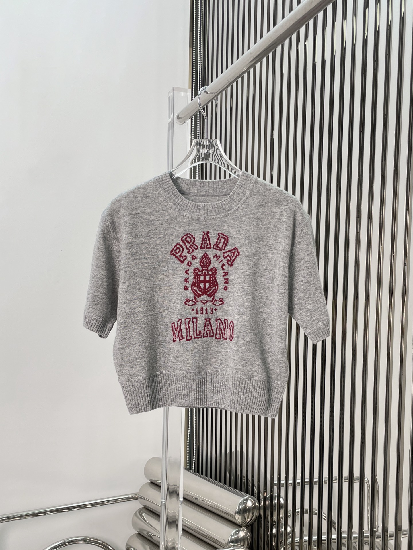 NO:308813,[Love] New [Love]!  Latest PR 25NEW alphabet jacquard short-sleeved sweater. Size SML., T-shirt,alexander wang19860909[爱心]新款[爱心]！最新PR 25NEW 字母提花短袖针织衫.尺码SML.,,T-shirt,alexander wang,Women's clothing