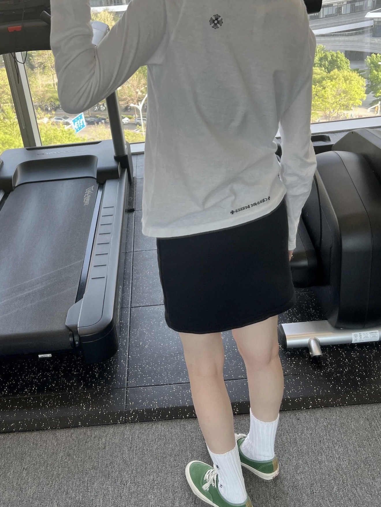 NO:316825,[Love] New [Love]!  Latest Crosin 25NEW Sanskrit Cross Embroidered Long Sleeve T-shirt. Color Black and White. Size SML.,,chrome hearts,tees, t-shirt,alexander wang19860909[爱心]新款[爱心]！最新 克罗心 25NEW 梵文 十字架刺绣长袖T恤.颜色黑、白.尺码SML.,,chrome hearts,tees，t-shirt,alexander wang,Women's clothing