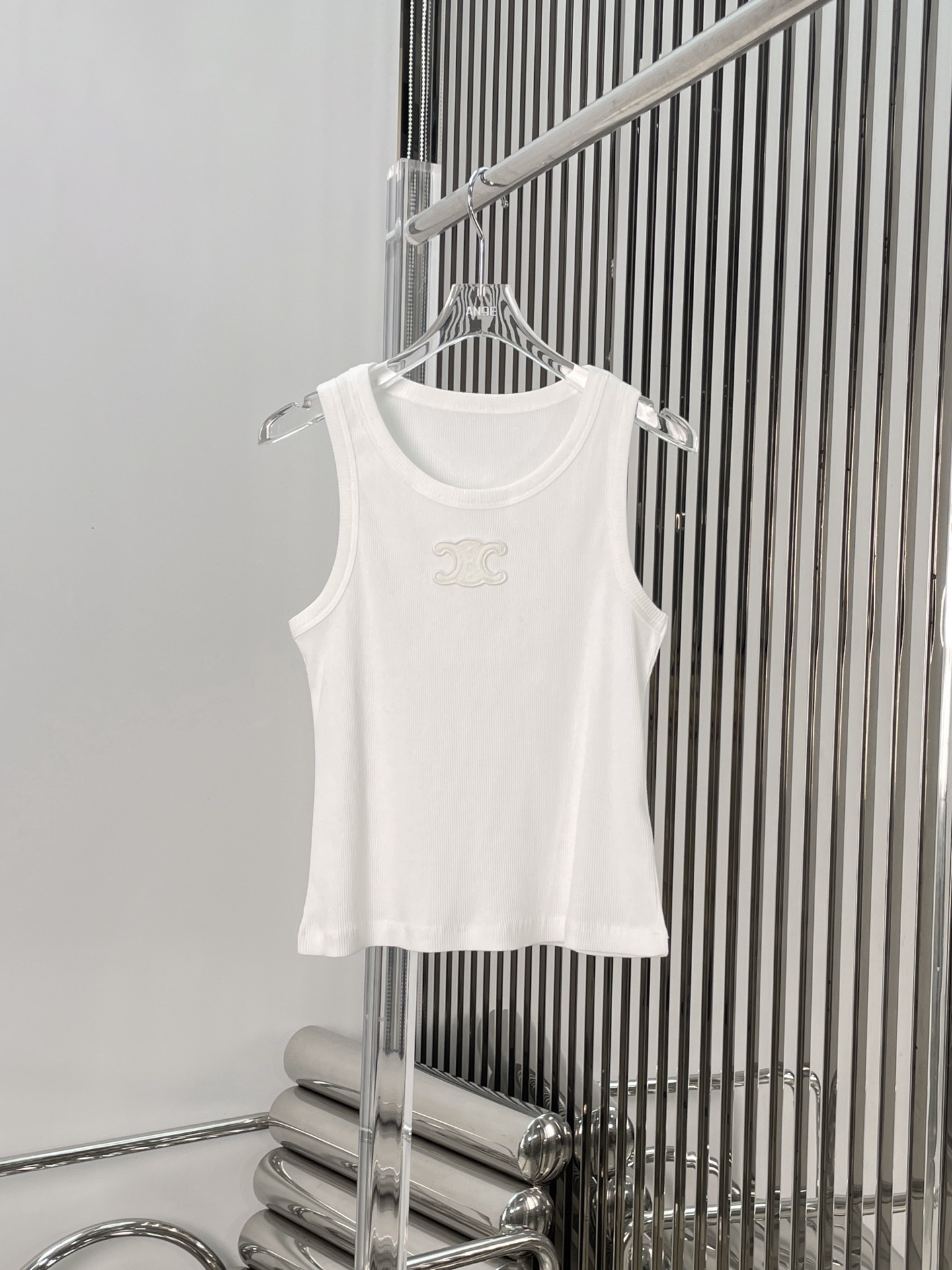 NO:308821,[Love] New [Love]!  Latest CE 25NEW Arc de Triomphe three-dimensional embroidered seals inside artifact vest. Size SML, alexander wang19860909[爱心]新款[爱心]！最新CE 25NEW 凯旋门立体贴布刺绣章仔内搭神器背心.尺码SML,,alexander wang,Women's clothing