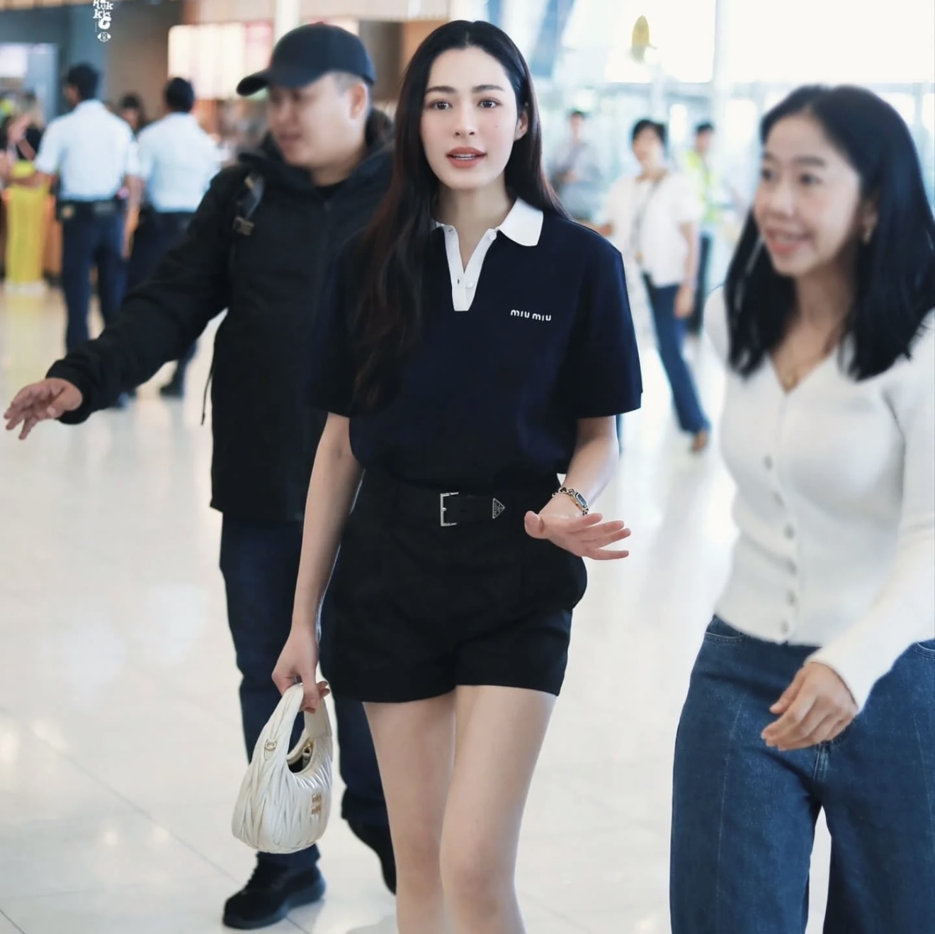 NO:308832,[Love] New [Love]!  Latest MIU 25NEW white collar contrast embroidery LOGO POLO shirt. Size SML.,,miumiu,alexander wang19860909[爱心]新款[爱心]！最新MIU 25NEW 白领撞色刺绣LOGO POLO衫.尺码SML.,,miumiu,alexander wang,Women's clothing