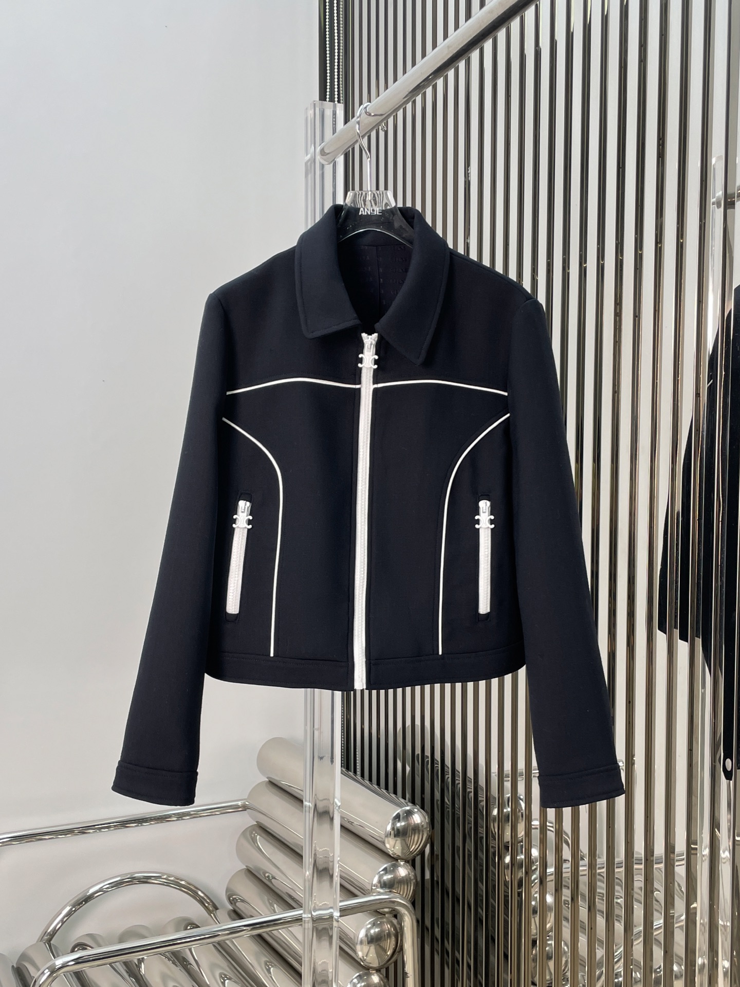 NO:321802,Coat and skirt love] new style [love]!  Latest CE 25NEW Worn wool Arc de Triomphe Zipper K-side Jacket   Skirt. Size SML. Outer, skirts, jackets & coats, alexander wang19860909外套半裙爱心]新款[爱心]！最新CE 25NEW 精纺羊毛凯旋门拉链K边外套 半裙.尺码SML.外,,skirts,jackets & coats,alexander wang,Women's clothing