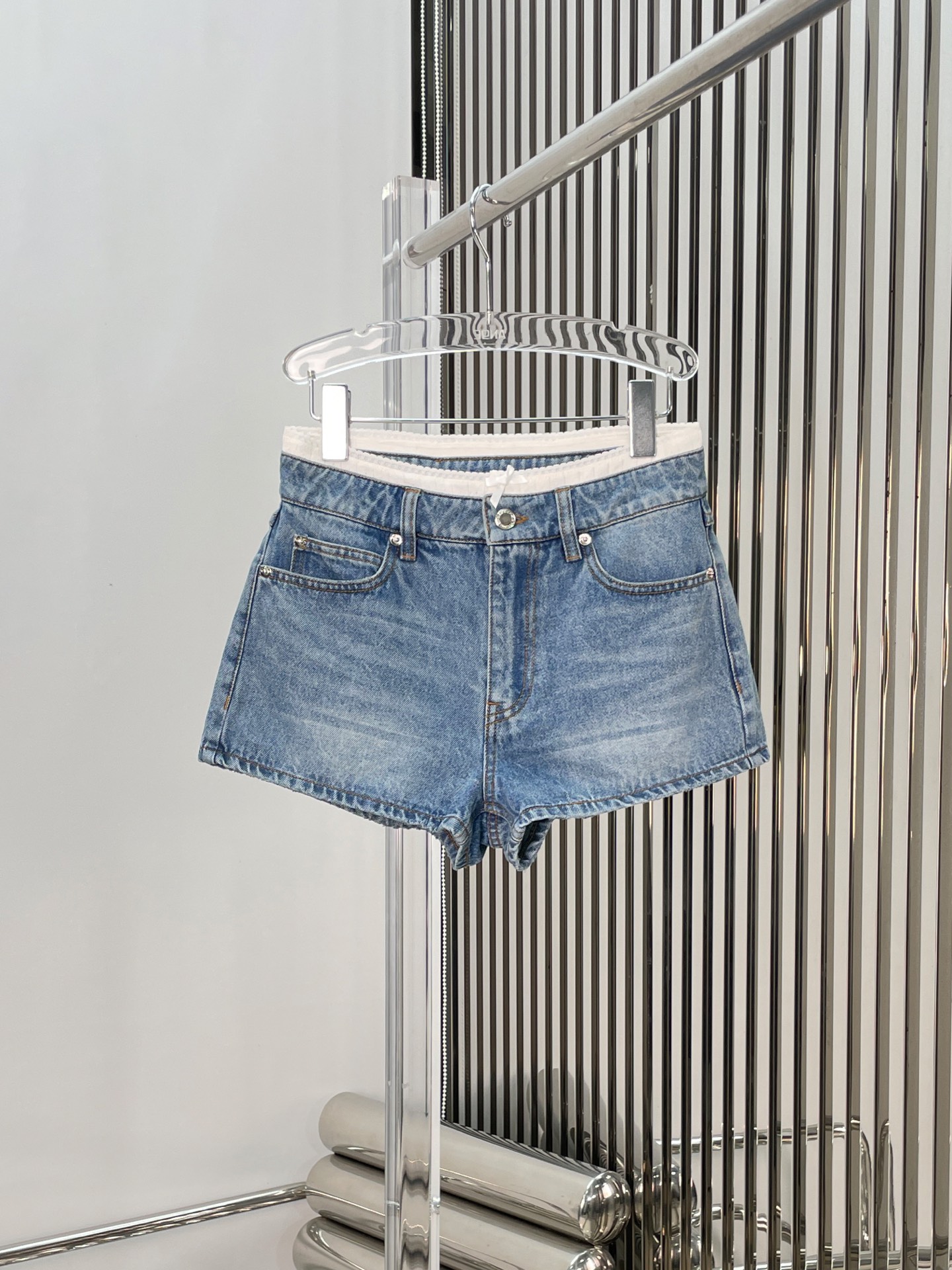 NO:322445,[Love] New [Love]!  The latest AW 25NEW bikini series fake two-piece jeans. Size SML. Trousers. Shorts, shorts, jeans, bikinis, alexander wang19860909[爱心]新款[爱心]！最新AW 25NEW 比基尼系列假两件牛仔裤.尺码SML.长裤.短裤,,shorts,jeans,bikinis,alexander wang,Women's clothing