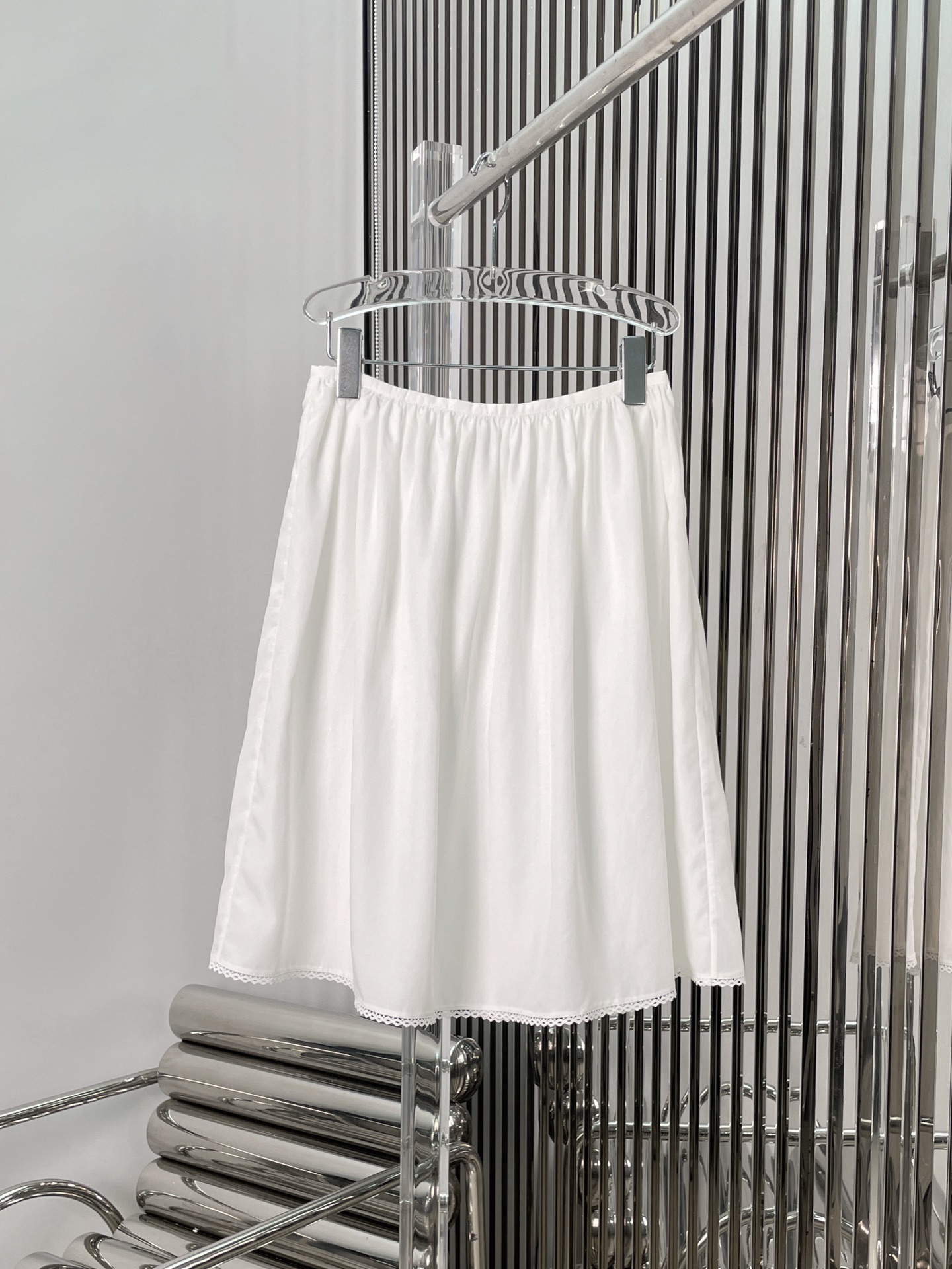 NO:317328,[Love] New [Love]!  Latest MiU 25NEW lace embroidered collar cotton linen shirt   skirt. Size SML, miumiu, skirts, shirts, alexander wang19860909[爱心]新款[爱心]！最新MiU 25NEW 花边刺绣领口棉麻衬衫 半裙.尺码SML,,miumiu,skirts,shirts,alexander wang,Women's clothing