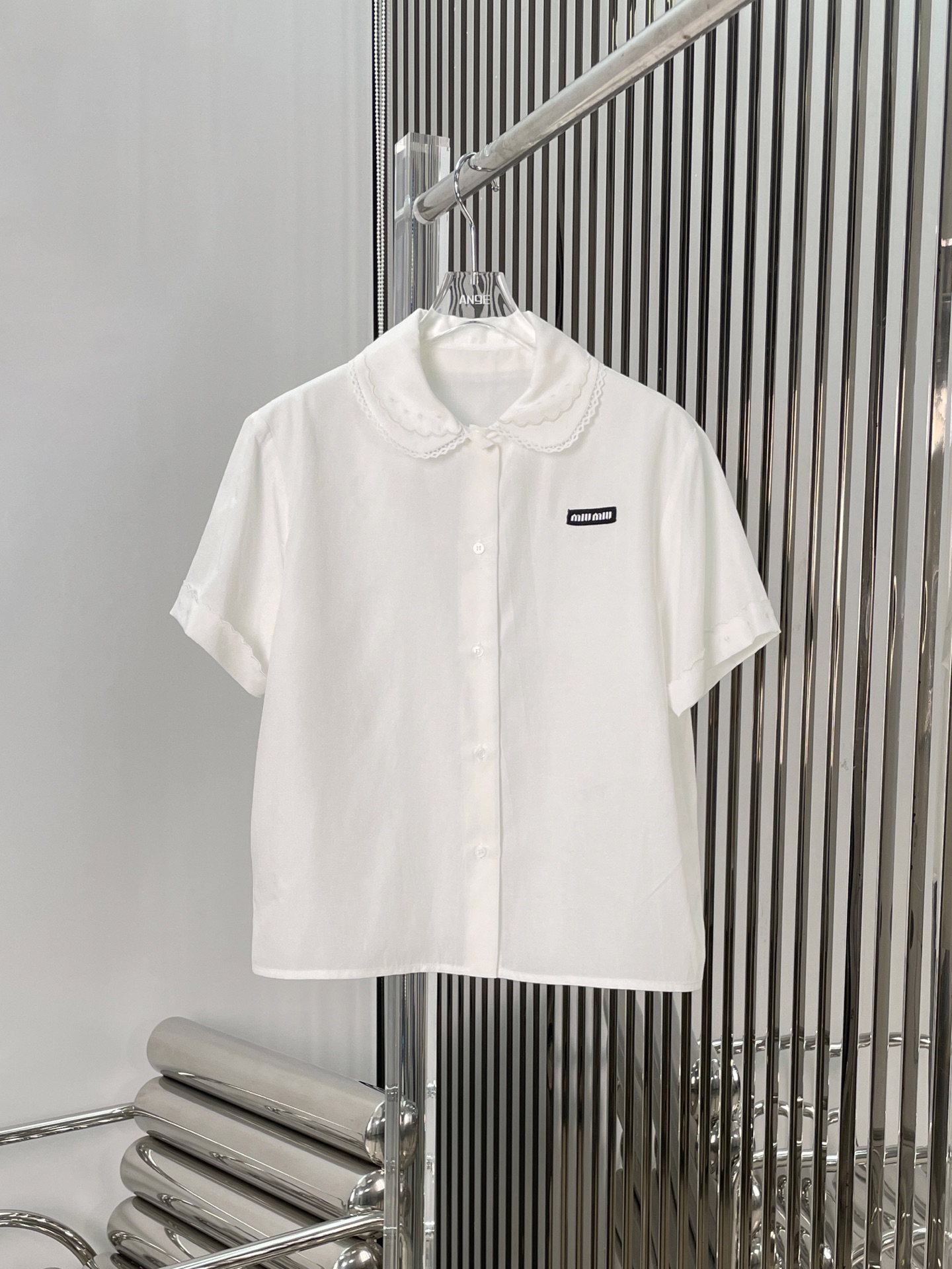 NO:317321,[Love] New [Love]!  Latest MiU 25NEW lace embroidered collar cotton linen shirt   skirt. Size SML.,,miumiu, skirts,shirts,alexander wang19860909[爱心]新款[爱心]！最新MiU 25NEW 花边刺绣领口棉麻衬衫 半裙.尺码SML.,,miumiu,skirts,shirts,alexander wang,Women's clothing