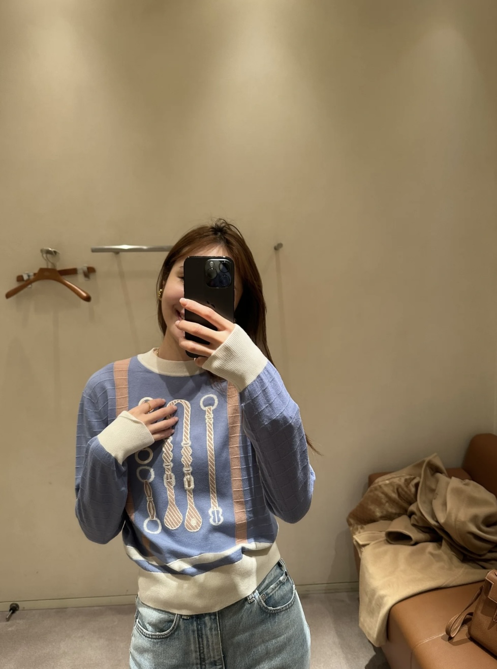NO:319512,[Love] New [Love]!  Latest H 25NEW jacquard long-sleeved sweater. Color brown, blue. Size SML.,,alexander wang19860909[爱心]新款[爱心]！最新H 25NEW 提花长袖针织衫.颜色咖啡色、蓝色.尺码SML.,,alexander wang,Women's clothing