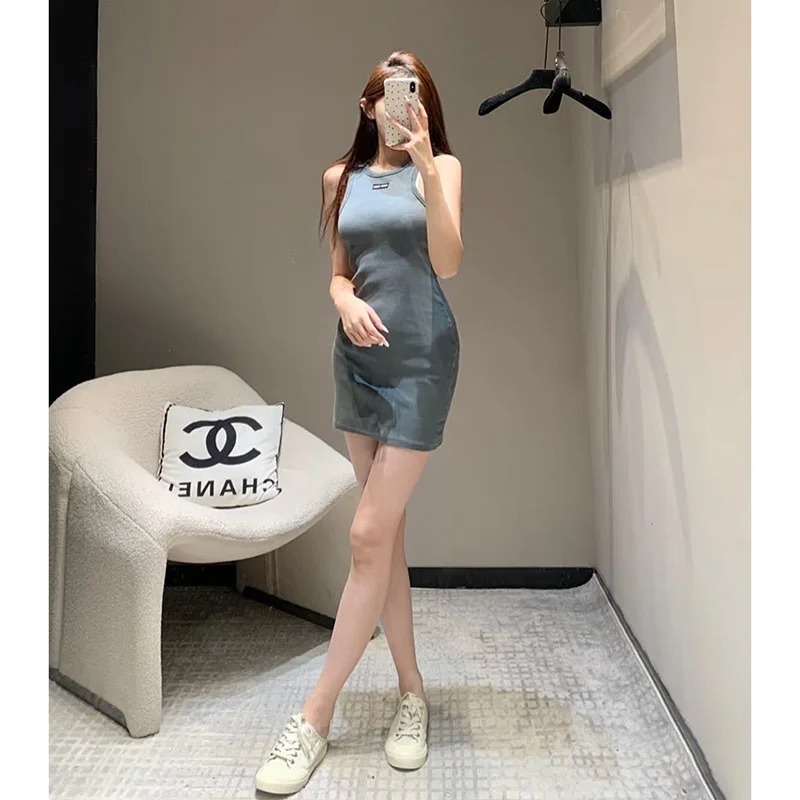 NO:329933,[Love] New [Love]!  Latest MIU 25NEW Fried Color Old Wash Knitted Vest Dress. Size SML.,,miumiu,skirts,alexander wang19860909[爱心]新款[爱心]！最新MIU 25NEW 炒色做旧洗水针织背心连衣裙.尺码SML.,,miumiu,skirts,alexander wang,Women's clothing