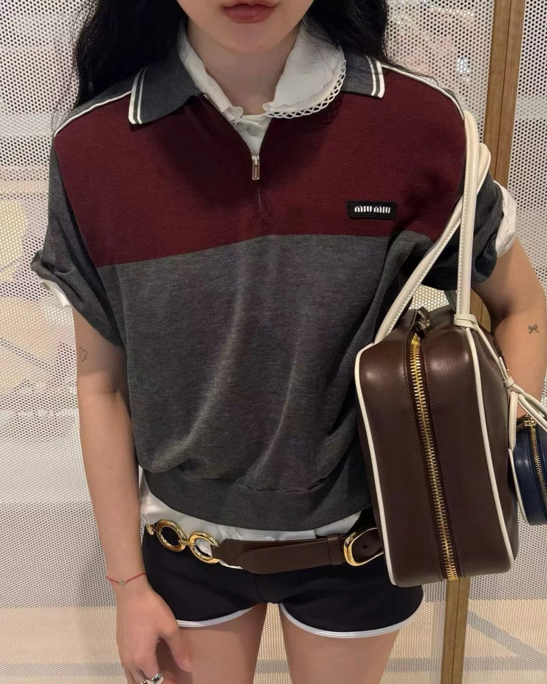 NO:329939,[Love] New [Love]!  Latest MIU 25NEW color block knitted short-sleeved POLO shirt. Size SML.,,miumiu,T-shirt,alexander wang19860909[爱心]新款[爱心]！最新MIU 25NEW 拼色针织短袖POLO衫.尺码SML.,,miumiu,T-shirt,alexander wang,Women's clothing