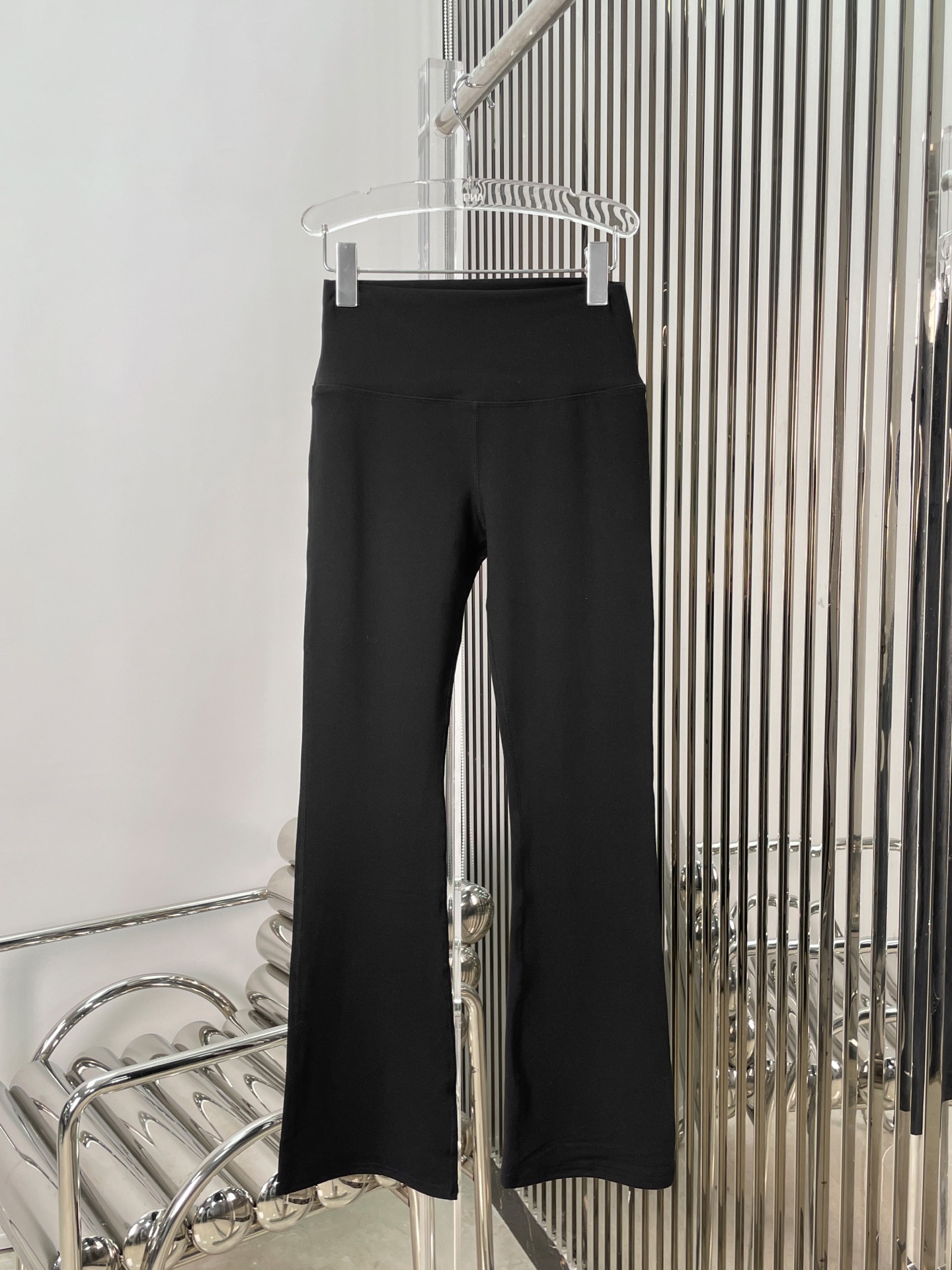NO:328939,[Love] New [Love]!  Latest ALO 25NEW Yoga Flared Pants. Size SML.,,alexander wang19860909[爱心]新款[爱心]！最新ALO 25NEW 瑜伽喇叭裤.尺码SML.,,alexander wang,Women's clothing