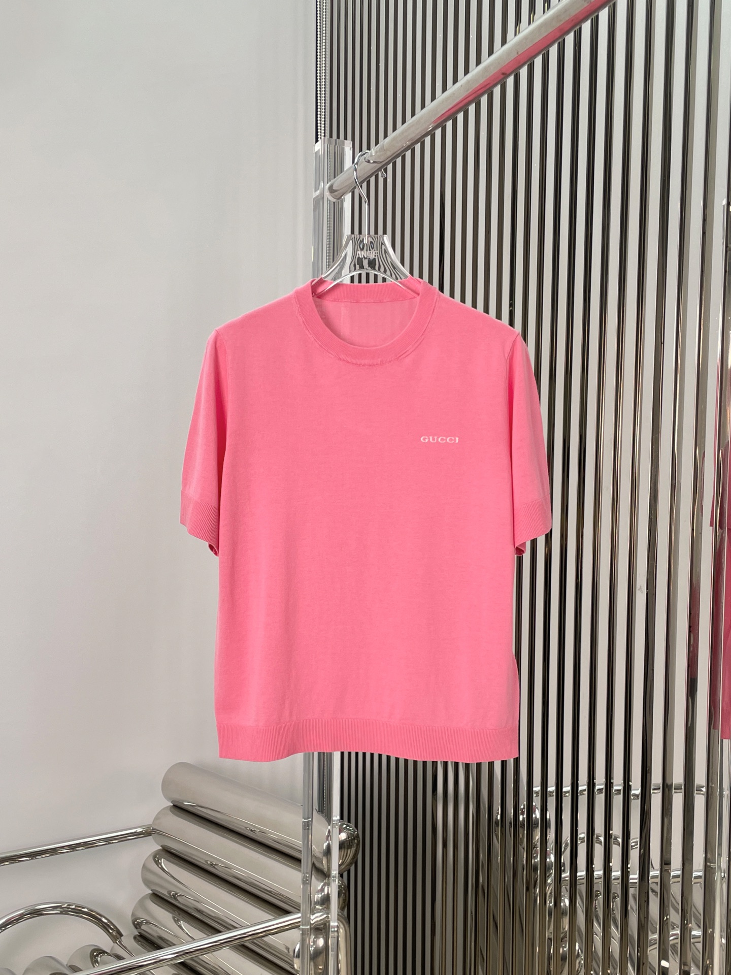 NO:329916,[Love] New [Love]!  Latest GU 25NEW Pink Knitted Short Sleeve Top. Size SML., T-shirt,alexander wang19860909[爱心]新款[爱心]！最新GU 25NEW 粉色针织短袖上衣.尺码SML.,,T-shirt,alexander wang,Women's clothing
