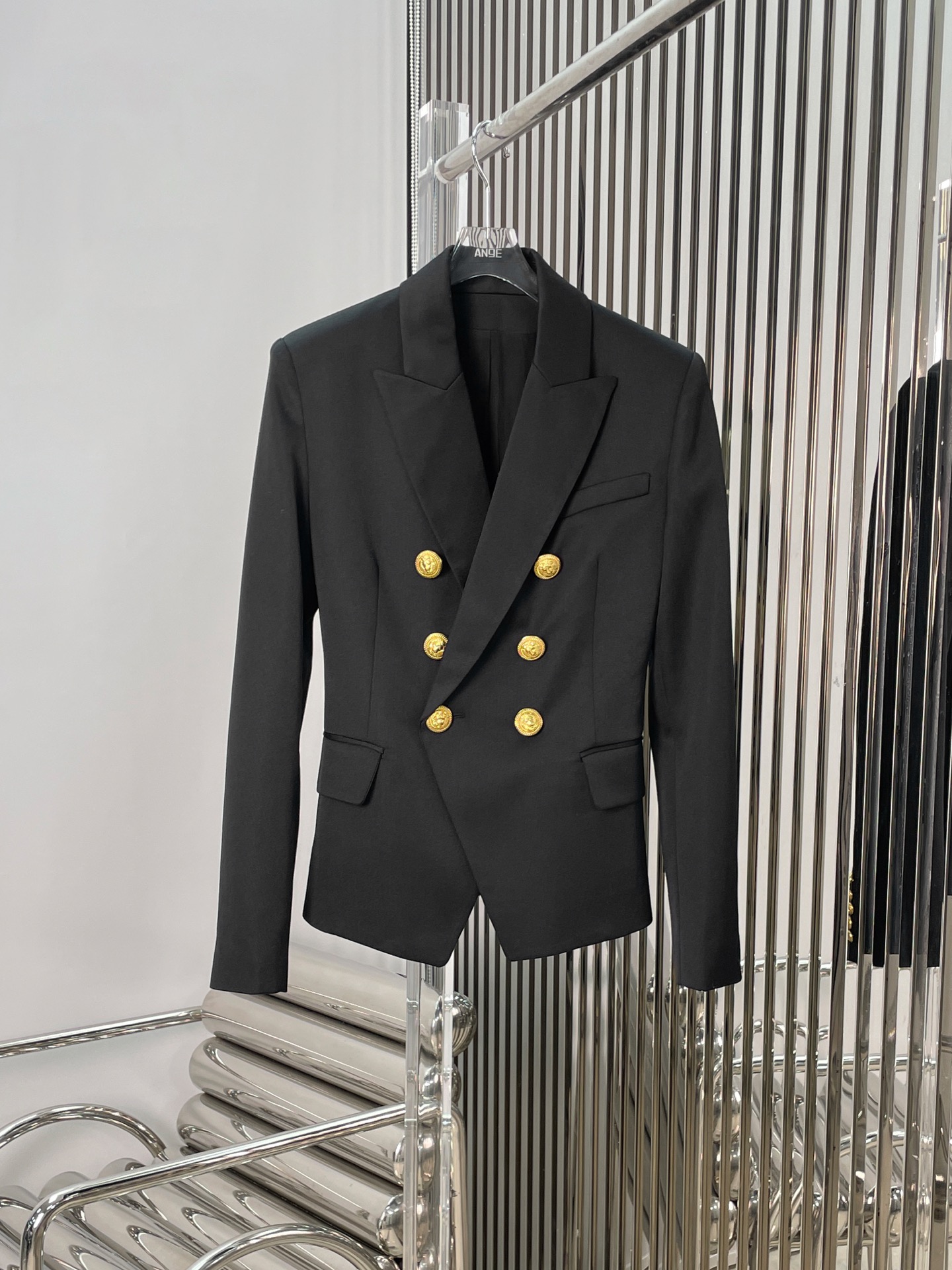 NO:329906,[Love] New [Love]!  Latest BAL 25NEW Metal Lion Head Buckle Classic Suit. Size SML., business suit, alexander wang19860909[爱心]新款[爱心]！最新BAL 25NEW 金属狮头扣经典款西装.尺码SML.,,business suit,alexander wang,Women's clothing