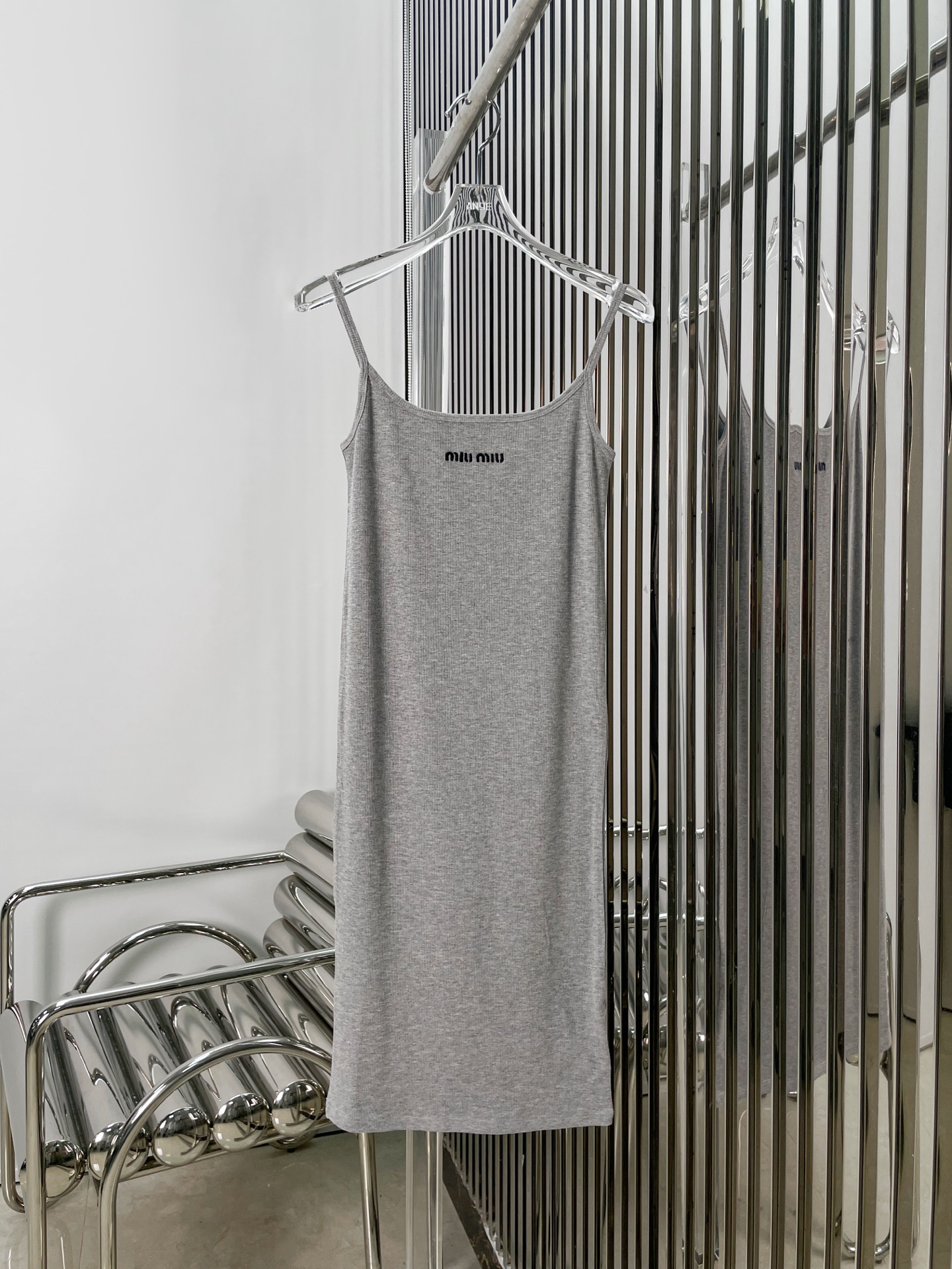 NO:327648,[Love] New [Love]!  Latest MIU 25NEW alphabet embroidered suspender knitted dress. Size SML., miumiu, skirts, alexander wang19860909[爱心]新款[爱心]！最新MIU 25NEW 字母刺绣吊带针织连衣裙.尺码SML.,,miumiu,skirts,alexander wang,Women's clothing