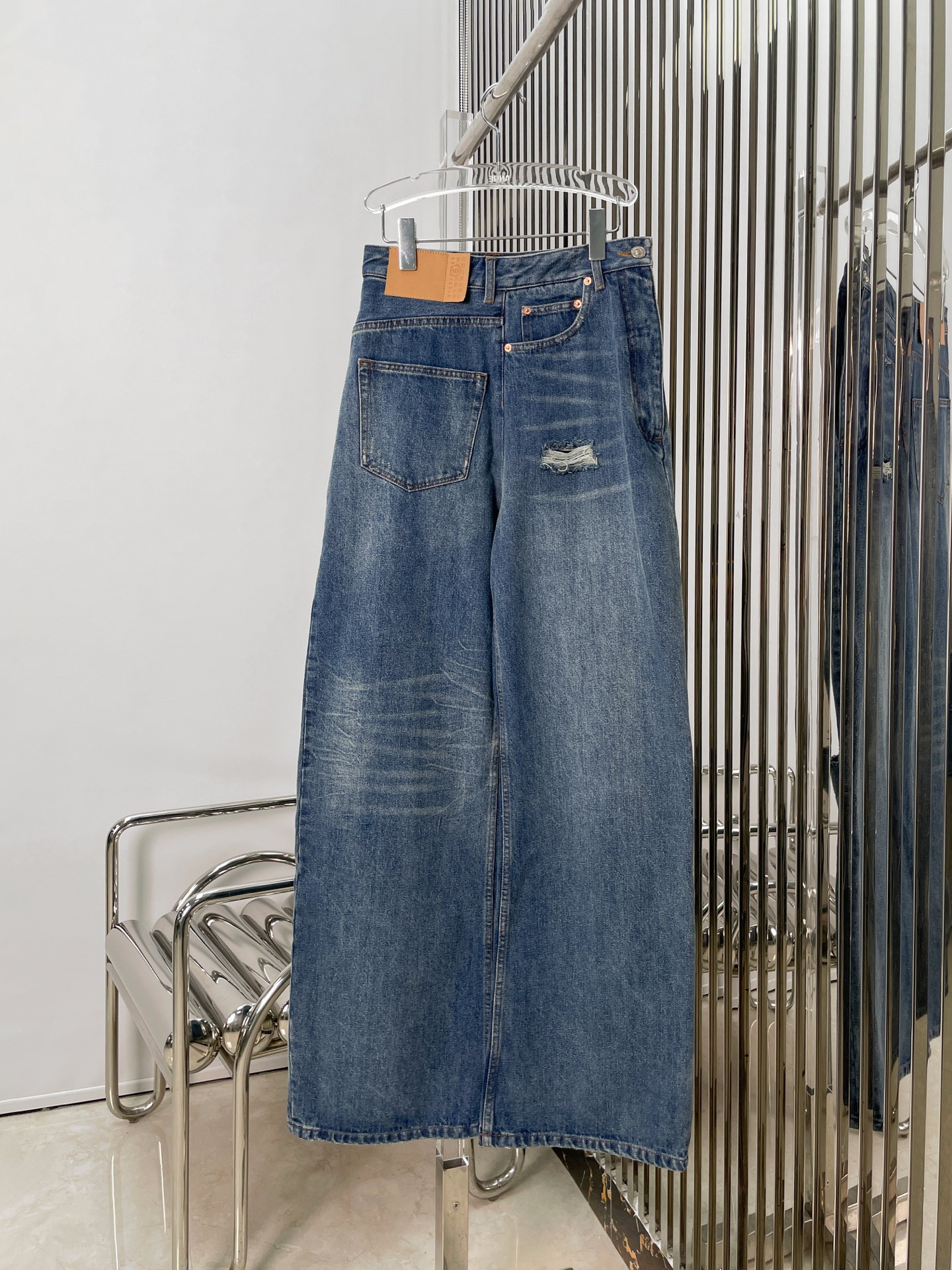 NO:327639,[Love] New [Love]!  Latest MM 25NEW Irregularly made old washing jeans. Size SML., jeans,alexander wang19860909[爱心]新款[爱心]！最新MM 25NEW 不规则做旧洗水牛仔裤.尺码SML.,,jeans,alexander wang,Women's clothing