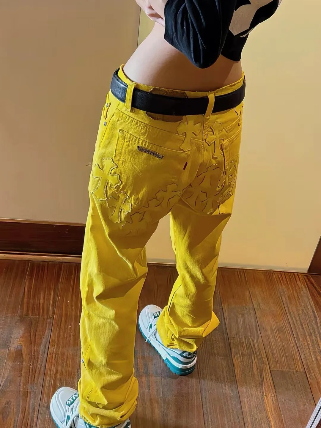 NO:332135,[Love] New [Love]!  Latest CH 25NEW Yellow Cross-Chapter Jeans. Size SML., jeans,alexander wang19860909[爱心]新款[爱心]！最新CH 25NEW 黄色十字章仔牛仔裤.尺码SML.,,jeans,alexander wang,Women's clothing