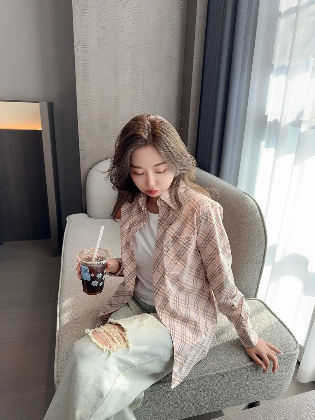 NO:332126,[Love] New [Love]!  Latest BBR 25NEW New Check Short Shirt. Size SML.,,shirts,alexander wang19860909[爱心]新款[爱心]！最新BBR 25NEW 新格纹短款衬衫.尺码SML.,,shirts,alexander wang,Women's clothing