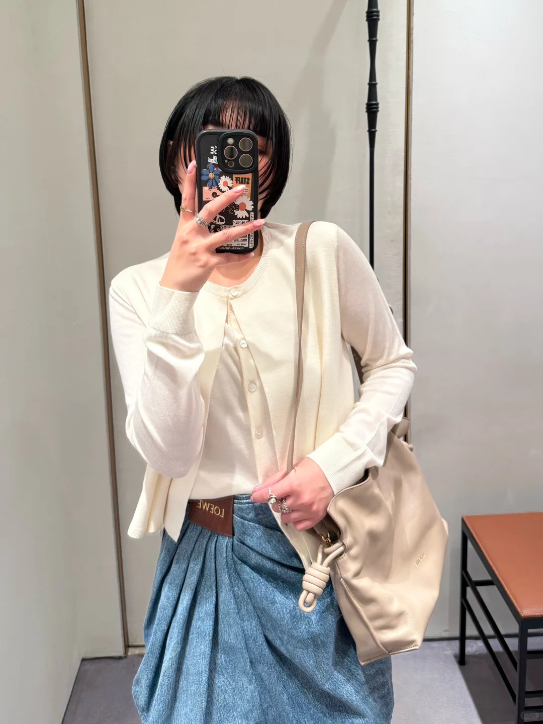 NO:334029,[Love] New [Love]!  Latest LOE 25NEW LOGO leather brand denim pleated skirt. Size SML..., loewe, skirts, alexander wang19860909[爱心]新款[爱心]！最新LOE 25NEW LOGO皮牌牛仔收褶半裙.尺码SML..,,loewe,skirts,alexander wang,Women's clothing