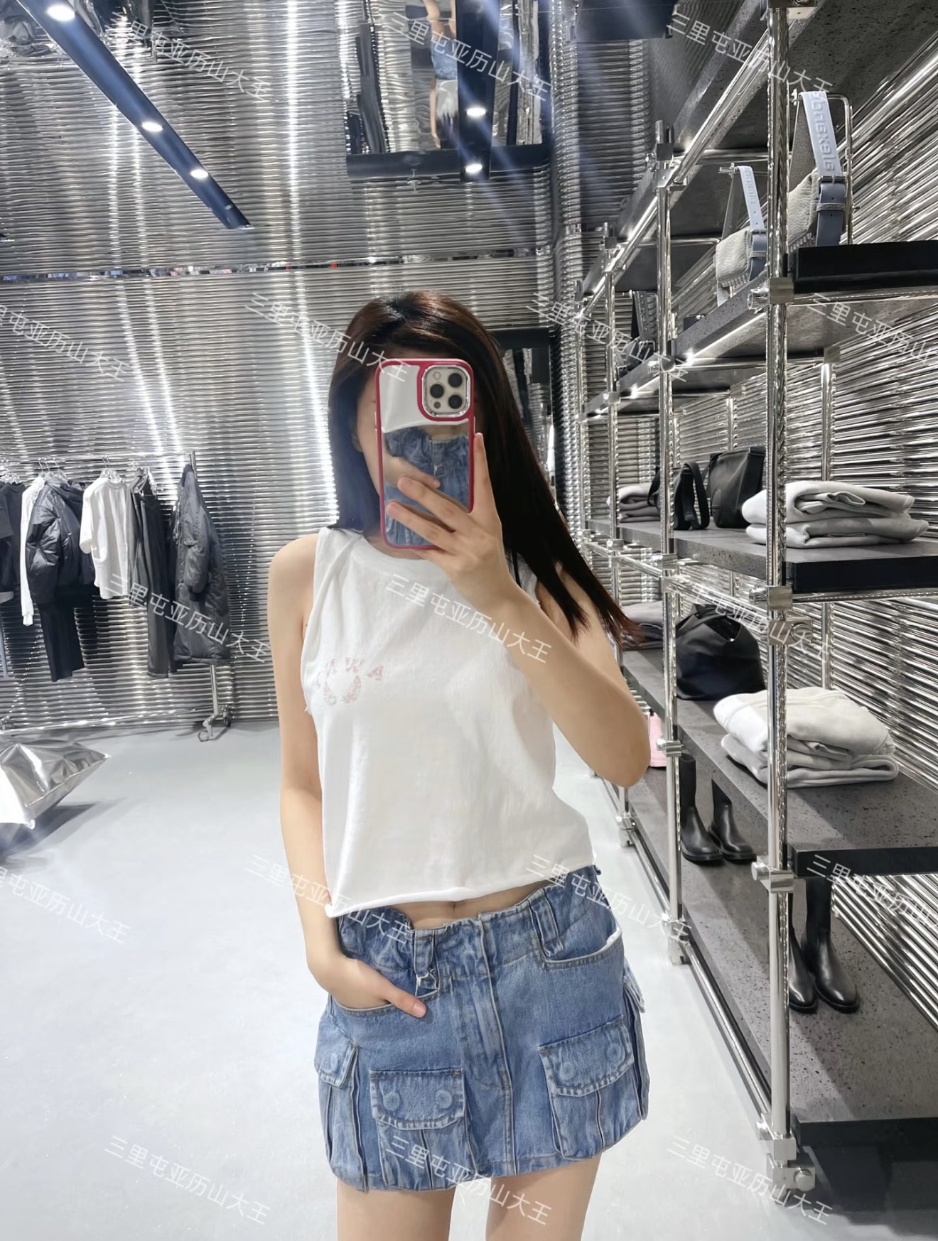 NO:412579,[Love] New [Love]!  Latest AW 25NEW American Sleeveless Vest. Size SML.,,alexander wang19860909[爱心]新款[爱心]！最新AW 25NEW 美式无袖马甲.尺码SML.,,alexander wang,Women's clothing