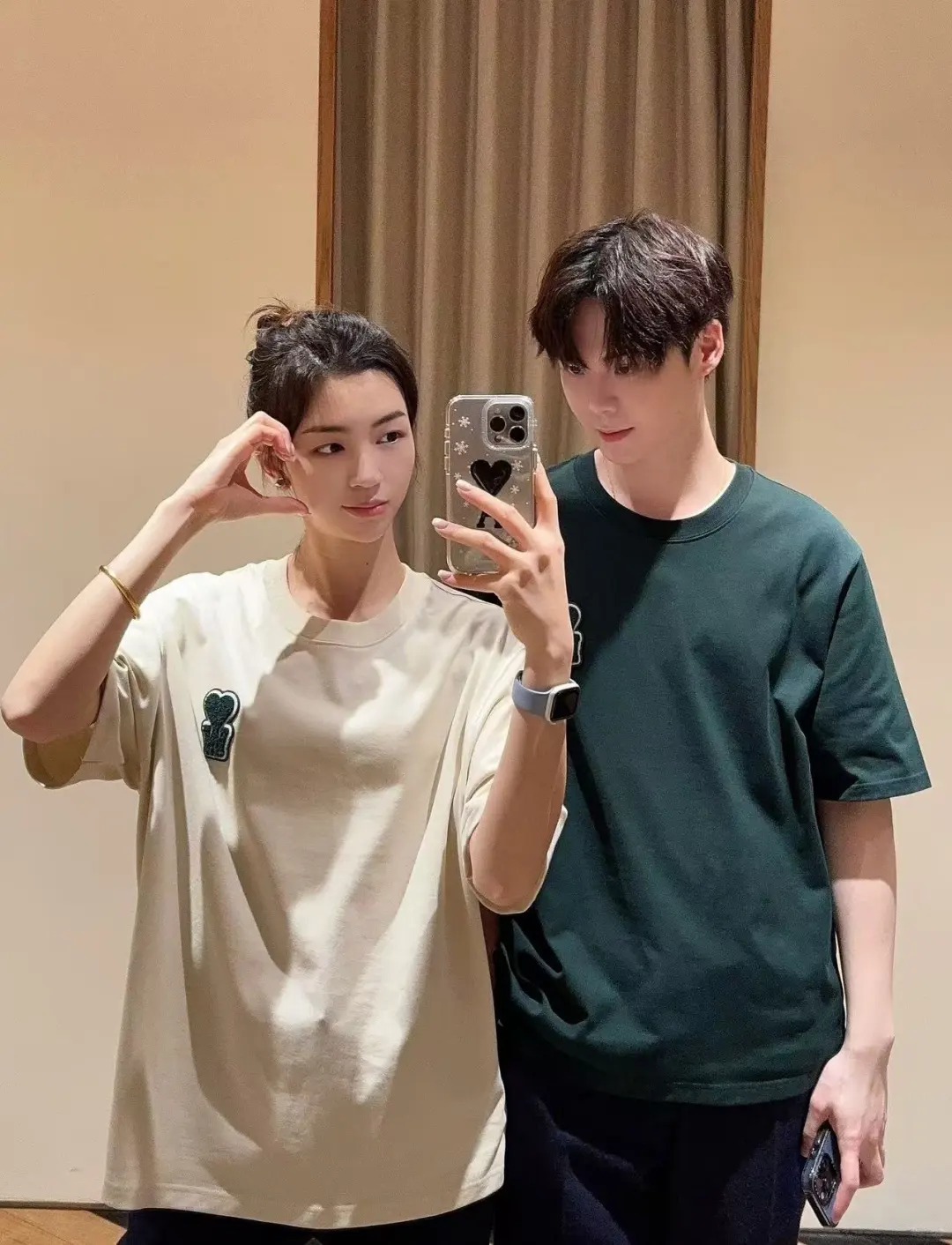 NO:412538,[Love] New [Love]!  Latest AMI 25NEW Choi Yuzhi co-branded T-shirt. Color apricot color, green. Size SML...,tees, t-shirt,alexander wang19860909[爱心]新款[爱心]！最新AMI 25NEW 崔宇植联名T恤.颜色杏色、绿色.尺码SML..,,tees，t-shirt,alexander wang,Women's clothing