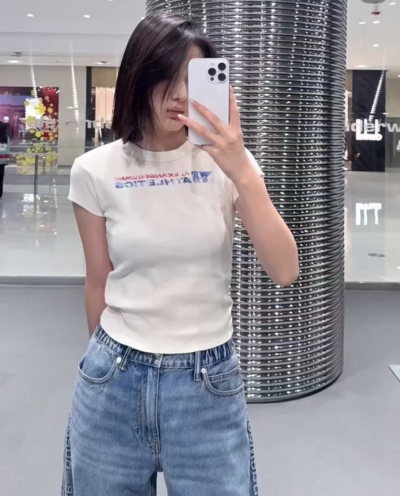 NO:418742,[Love] New [Love]!  Latest AW 25NEW alphabet printed fit short-sleeved T-shirt. Size SML.., T-shirt,tees, t-shirt,alexander wang19860909[爱心]新款[爱心]！最新AW 25NEW 字母印花合身短袖T恤.尺码SML..,,T-shirt,tees，t-shirt,alexander wang,Women's clothing