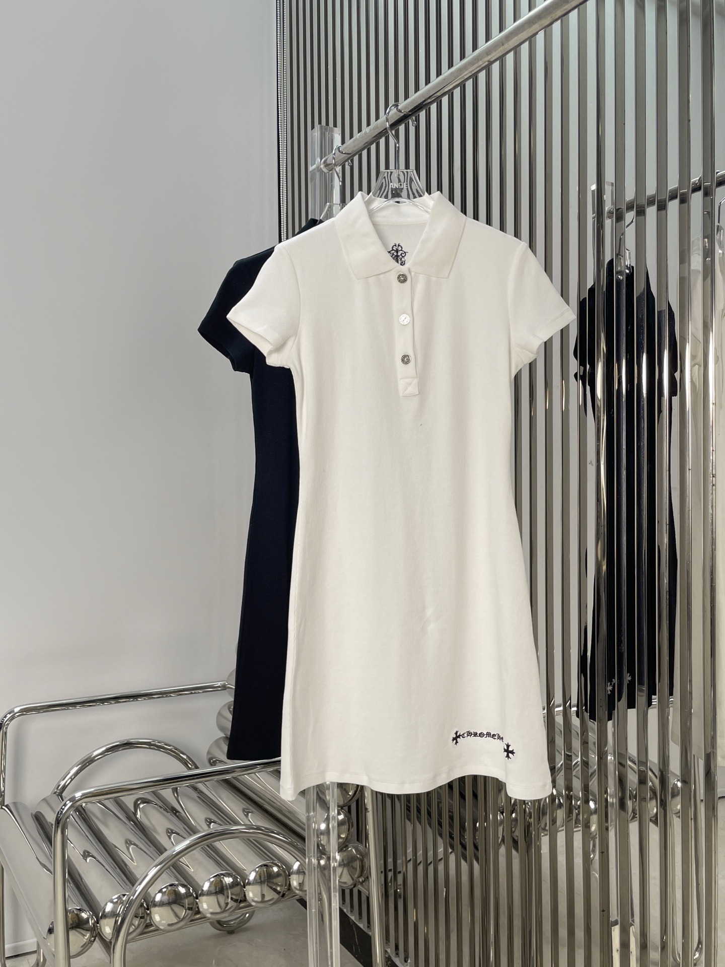 NO:420627,[Love] New [Love]!  Latest CH 25NEW Crowe embroidered LOGO knitted OLO dress. Color white and black. Size SML..., chrome hearts, skirts, alexander wang19860909[爱心]新款[爱心]！最新CH 25NEW 克罗刺绣LOGO针织OLO连衣裙.颜色白、黑.尺码SML..,,chrome hearts,skirts,alexander wang,Women's clothing