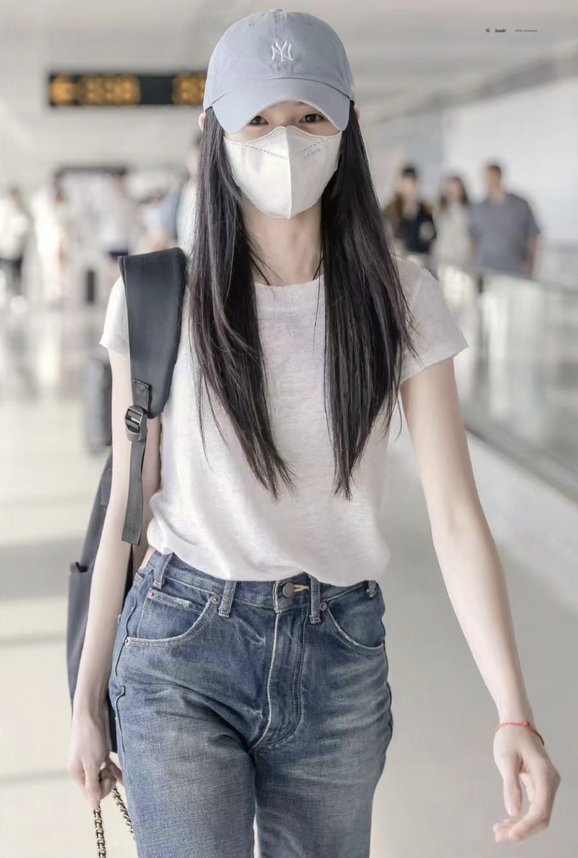 NO:420731,[Love] New [Love]!  Latest IRO 25NEW Knitted Linen Round Neck Short Sleeve T-shirt. Color White, Khaki. Size SML..., T-shirt,tees, t-shirt,alexander wang19860909[爱心]新款[爱心]！最新IRO 25NEW 针织亚麻圆领短袖T恤.颜色白色、卡其色.尺码SML..,,T-shirt,tees，t-shirt,alexander wang,Women's clothing