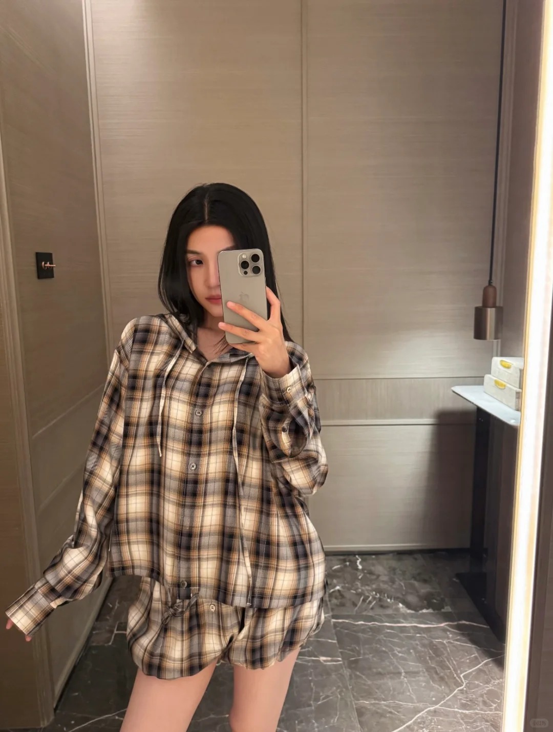 NO:431750,[Love] New [Love]!  Latest ACNE 25NEW plaid hooded jacket + shorts. Size SML.. Shorts.,,acne studios, shorts, jackets & coats,hats,alexander wang19860909[爱心]新款[爱心]！最新ACNE 25NEW 格纹连帽外套+短裤.尺码SML..短裤.,,acne studios,shorts,jackets & coats,hats,alexander wang,Women's clothing