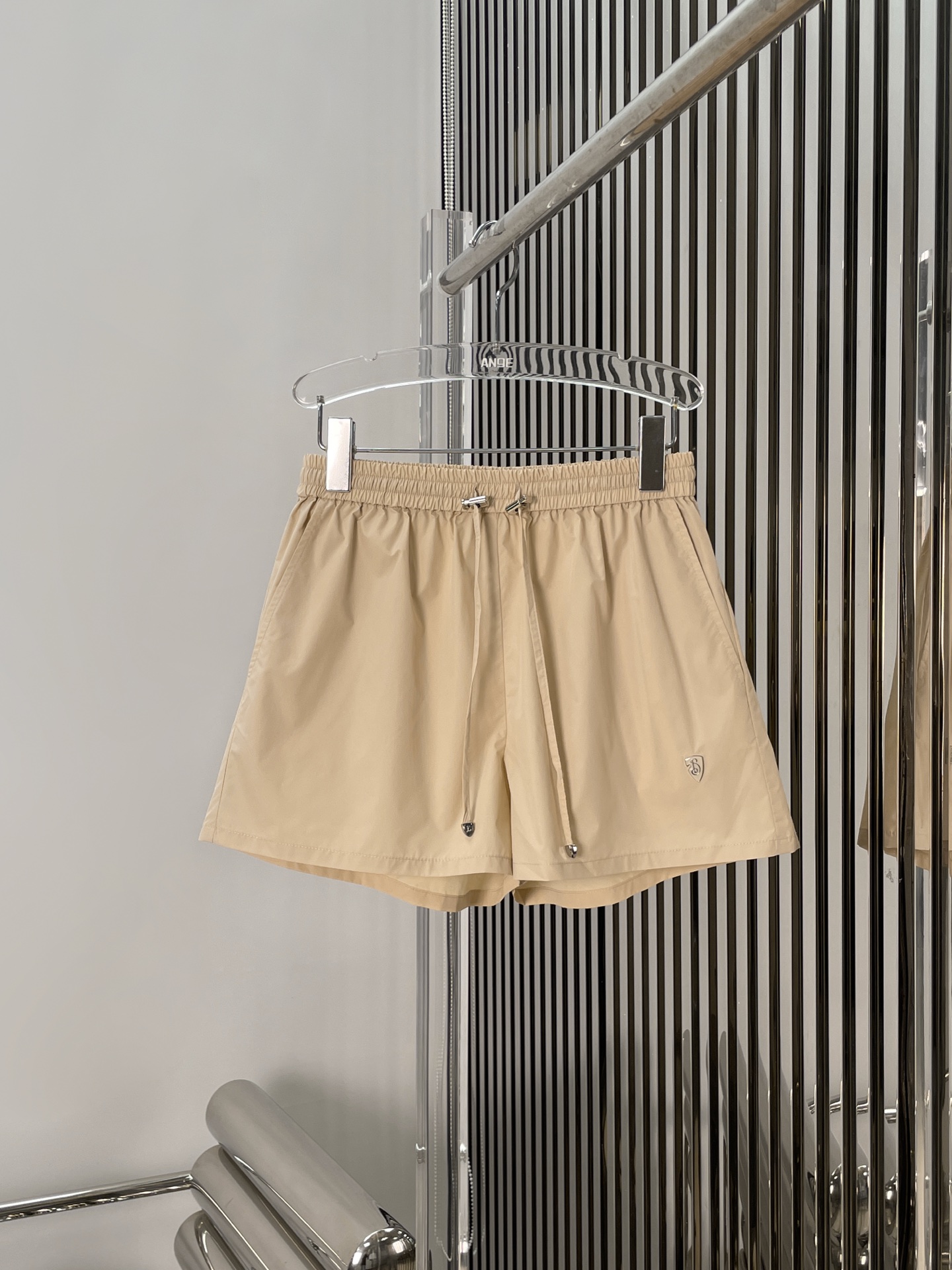 NO:433874,Love] New style [love]!  Latest BBR 25NEW Hooded Sunscreen Jacket + Drawstring Sunscreen Shorts. Size SML.. Shorts, shorts, jackets & coats, hats, alexander wang19860909爱心]新款[爱心]！最新BBR 25NEW 连帽防晒外套+抽绳防晒短裤.尺码SML..短裤,,shorts,jackets & coats,hats,alexander wang,Women's clothing