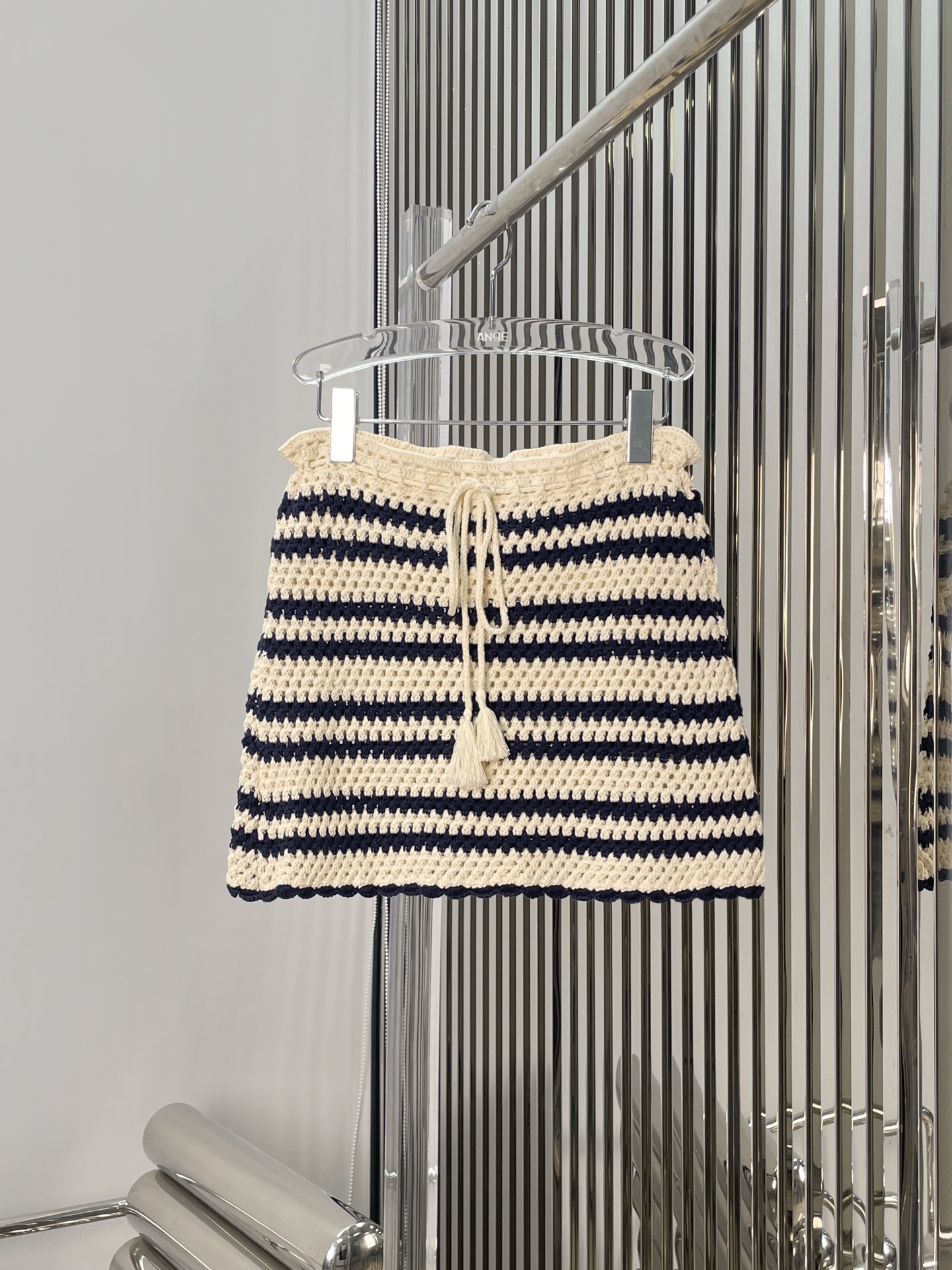 NO:439474,[Love] New [Love]!  Latest MIU 25NEW Hand hooked cotton striped knitted cardigan + skirt. Size SML. Half.,,miumiu, skirts,alexander wang19860909[爱心]新款[爱心]！最新MIU 25NEW 手勾棉织条纹针织开衫+半裙.尺码SML.半.,,miumiu,skirts,alexander wang,Women's clothing