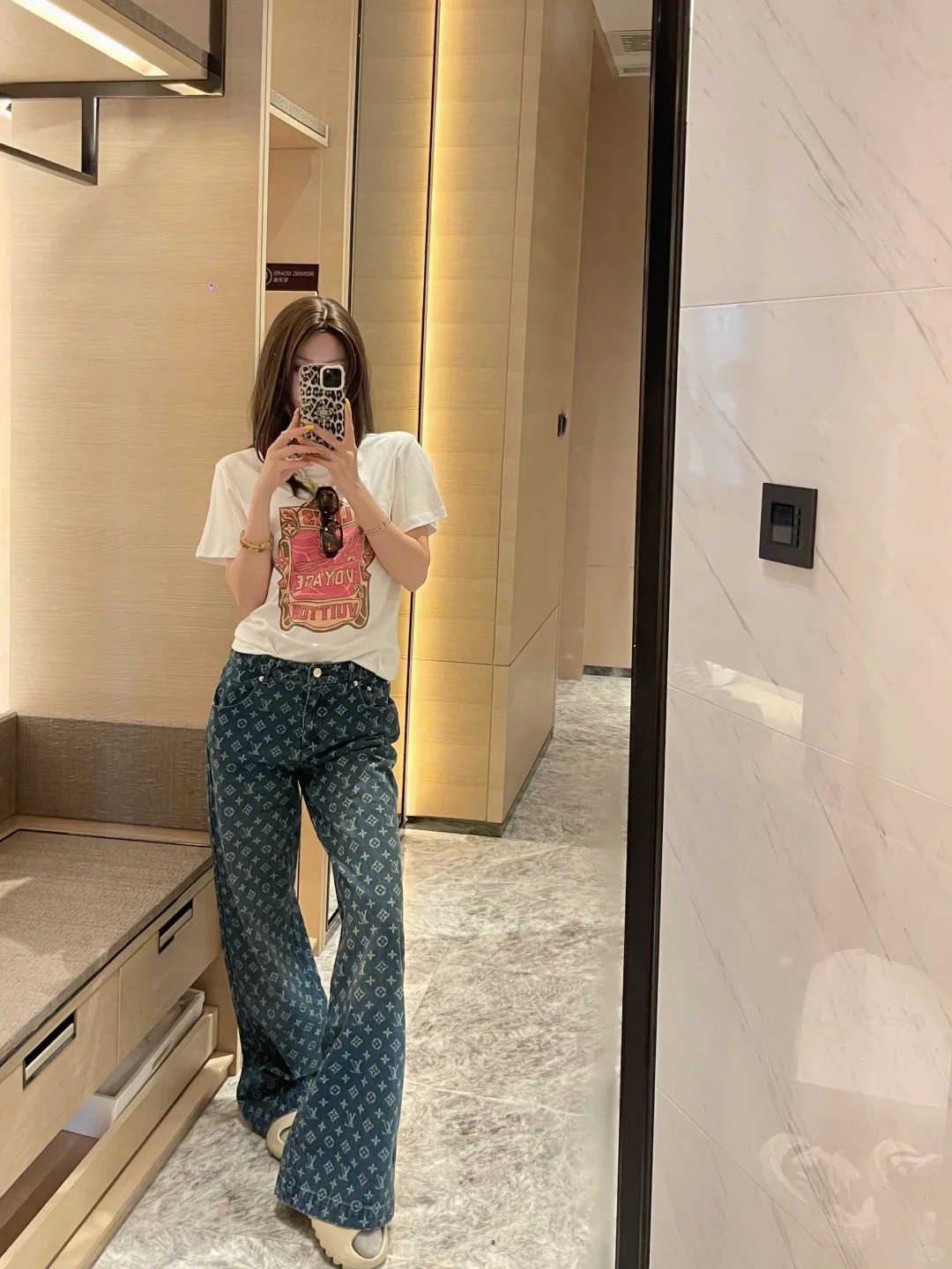 NO:440297,[Love] New [Love]!  Latest L 25NEW Metal Chain Print T-Shirt. Size SML.., tees, t-shirt, alexander wang19860909[爱心]新款[爱心]！最新L 25NEW 金属链条印花T恤.尺码SML..,,tees，t-shirt,alexander wang,Women's clothing