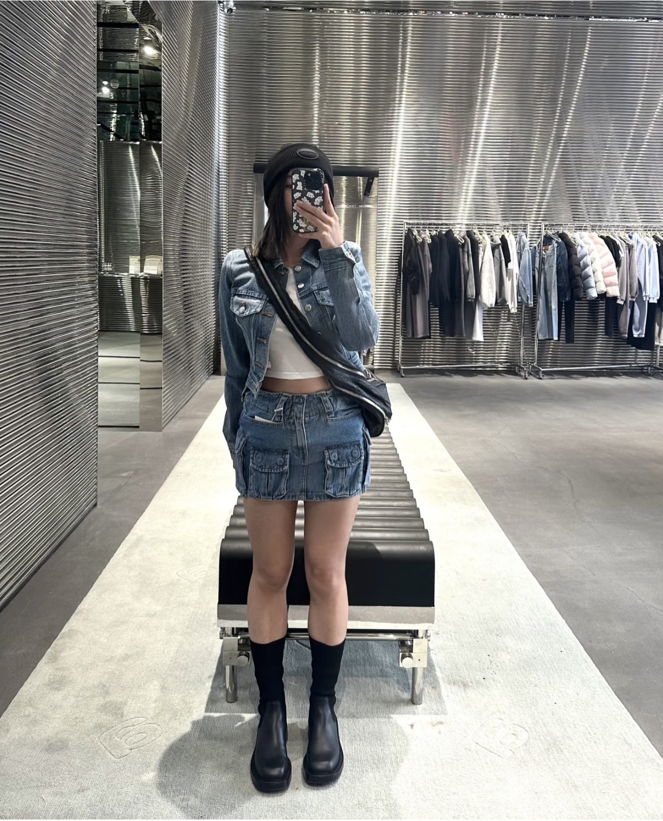 NO:442167,[Love] New [Love]!  Latest AW 25NEW tooling pocket denim skirt. Size SML..., skirts, alexander wang19860909[爱心]新款[爱心]！最新AW 25NEW 工装口袋牛仔半裙.尺码SML..,,skirts,alexander wang,Women's clothing