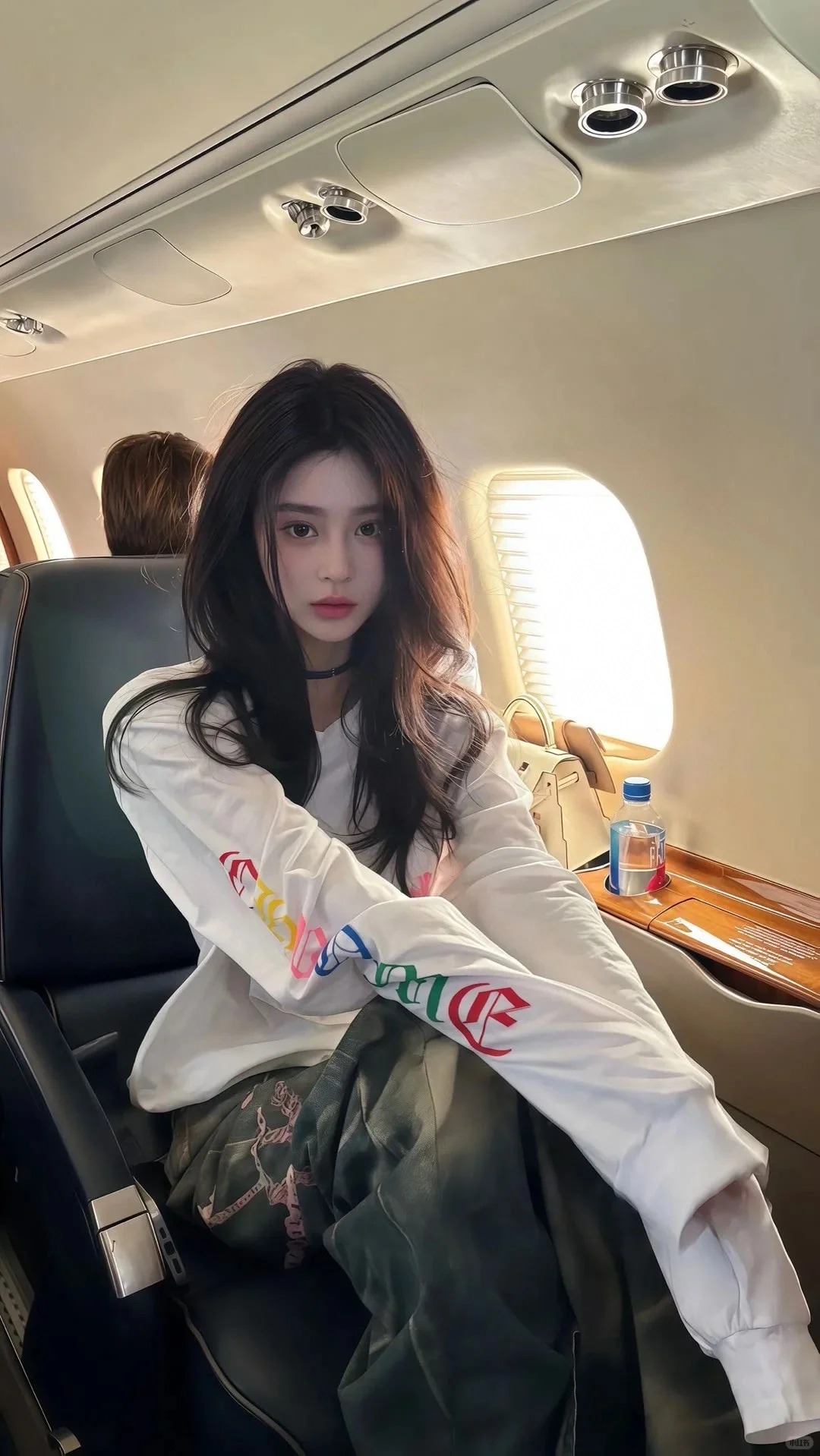 NO:442159,[Love] New [Love]!  Latest CH 25NEW Rainbow Print Long Sleeve T-shirt. Color Black and White. Size SML...,tees, t-shirt,alexander wang19860909[爱心]新款[爱心]！最新CH 25NEW 彩虹印花长袖T恤.颜色黑、白.尺码SML..,,tees，t-shirt,alexander wang,Women's clothing