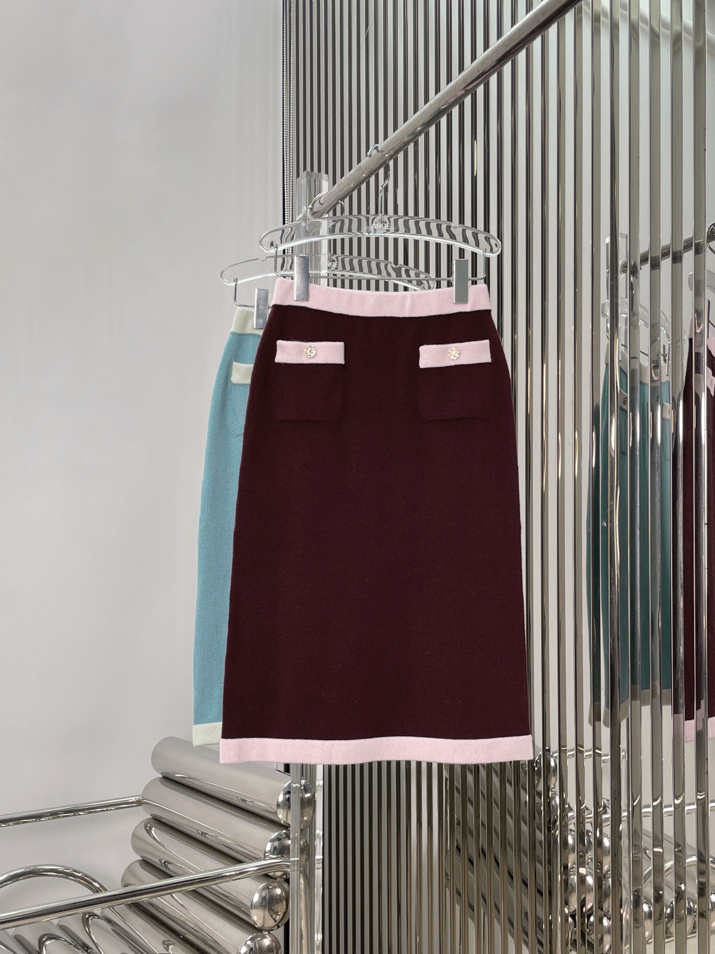 NO:449855,[Love] New [Love]!  Latest CH 25NEW color block knitted suspender vest + skirt. Size SML. Skirts, skirts, alexander wang19860909[爱心]新款[爱心]！最新CH 25NEW 拼色针织吊带背心+半裙.尺码SML.半裙,,skirts,alexander wang,Women's clothing