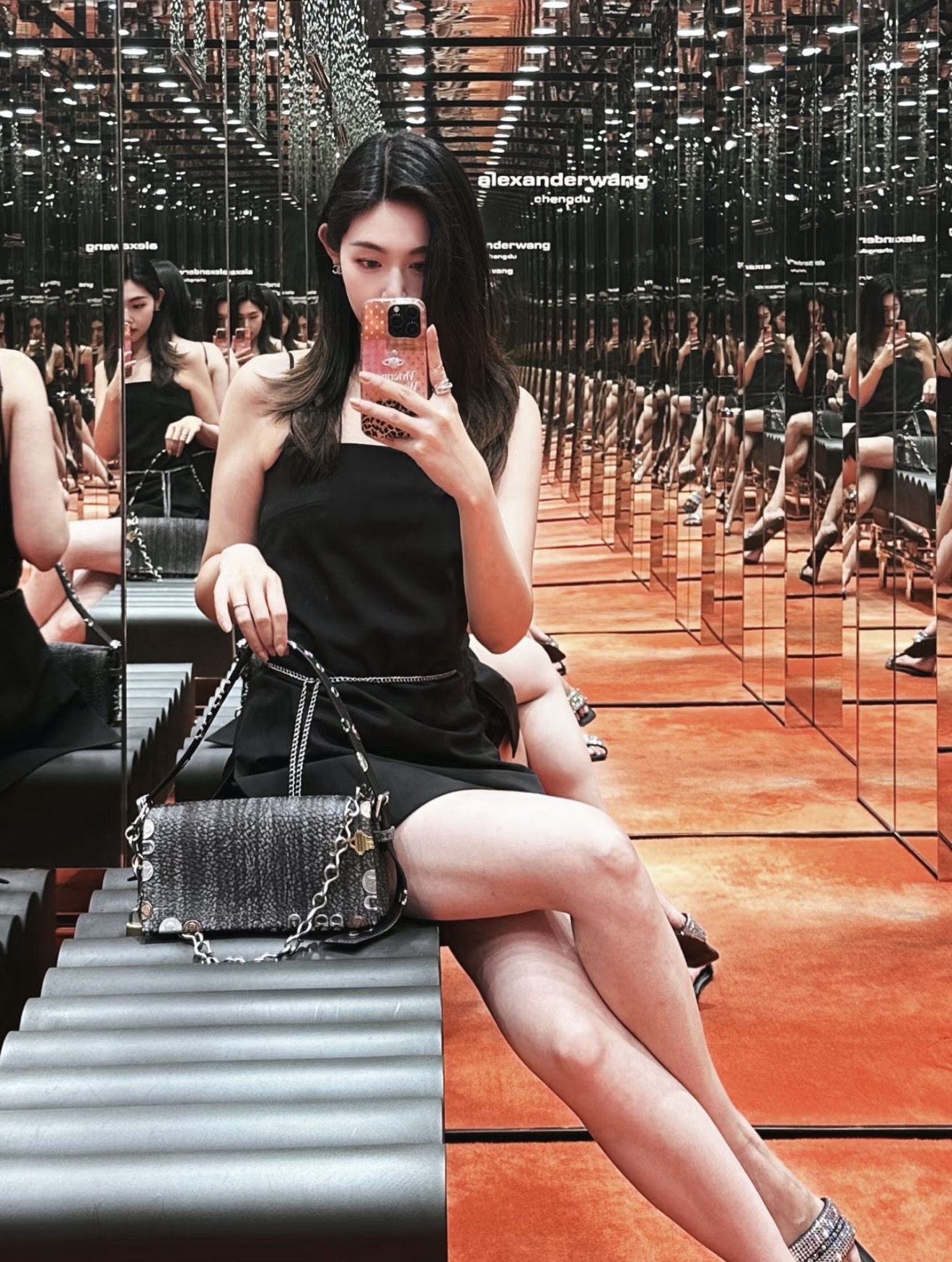 NO:449838,[Love] New [Love]!  Latest AW 25NEW Key Chain Decorative Worn Stylish Wool Dress Pants (Inner Strap Tights) Size SML..,,skirts,alexander wang19860909[爱心]新款[爱心]！最新AW 25NEW 钥匙链条装饰精纺羊毛连衣裙裤（内带束身衣）尺码SML..,,skirts,alexander wang,Women's clothing