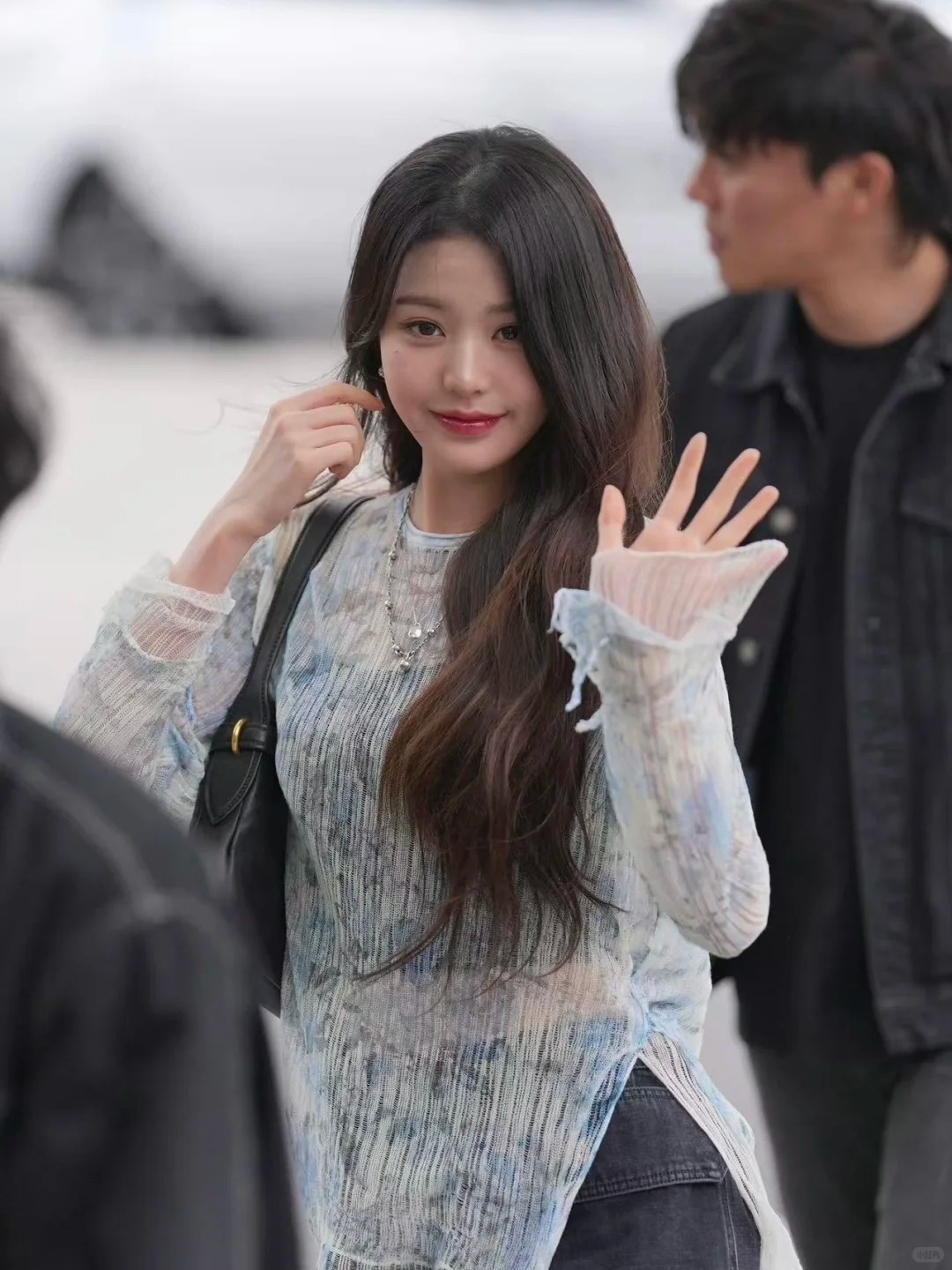 NO:449848,[Love] New [Love]!  Latest DE 25NEW Printed Hollow Double Knitted Base Top. Size SML...,alexander wang19860909[爱心]新款[爱心]！最新DE 25NEW 印花镂空双层针织打底上衣.尺码SML..,,alexander wang,Women's clothing