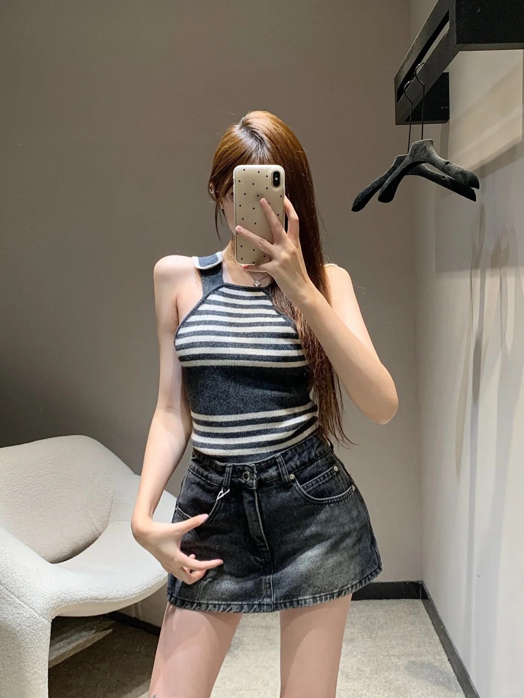 NO:453931,[Love] New [Love]!  Latest MIU 25NEW cashmere knitted suspender vest. Size SML. .,,miumiu,alexander wang19860909[爱心]新款[爱心]！最新MIU 25NEW 羊绒针织吊带背心.尺码SML. .,,miumiu,alexander wang,Women's clothing