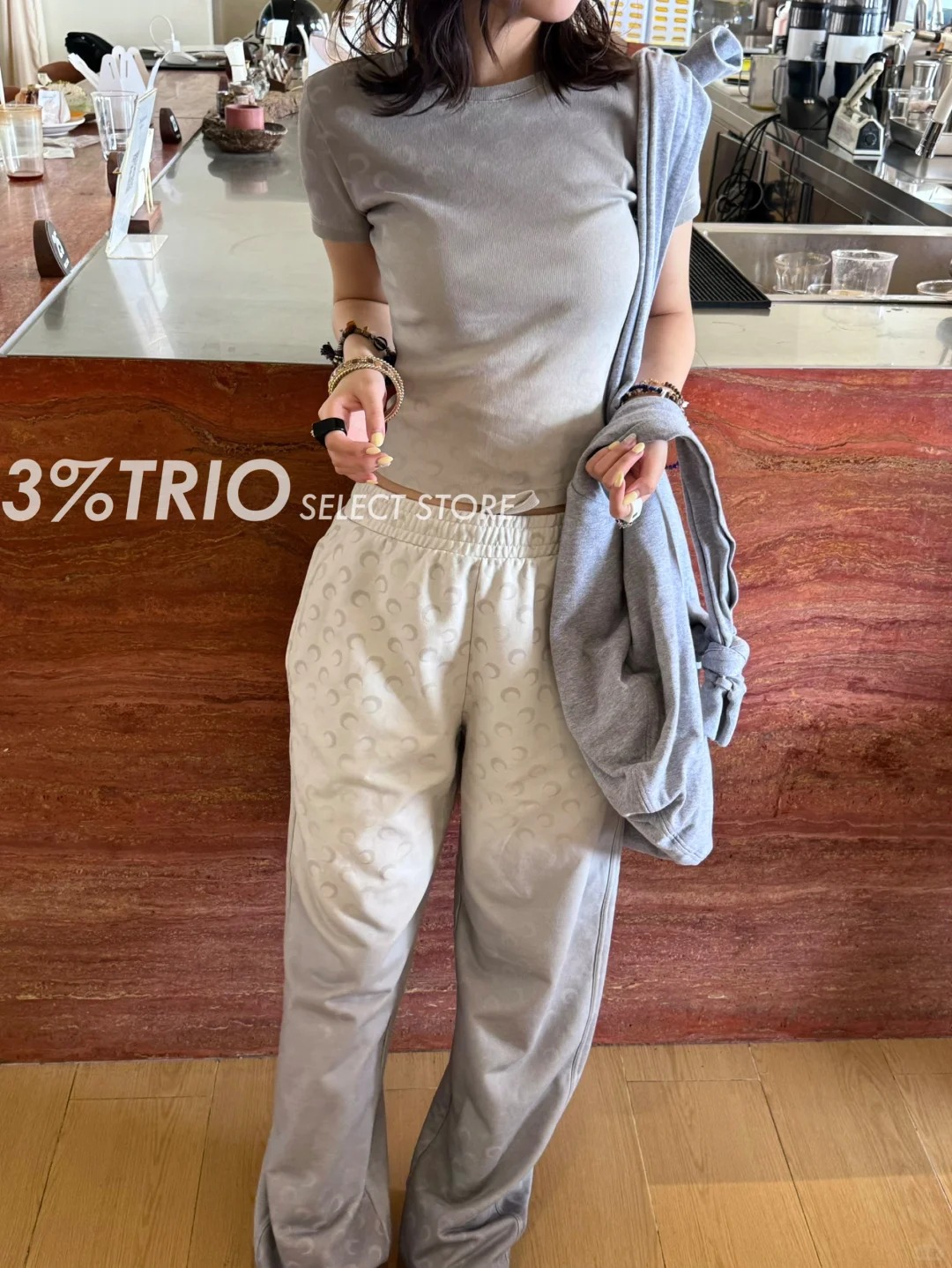 NO:457372,[Love] New [Love]!  Latest MARINE 25NEW Little Moon Print Gradient Short Sleeve T-Shirt. Size SML.,,T-shirt,tees,t-shirt,alexander wang19860909[爱心]新款[爱心]！最新MARINE 25NEW 小月亮印花渐变短袖T恤.尺码SML. .,,T-shirt,tees，t-shirt,alexander wang,Women's clothing