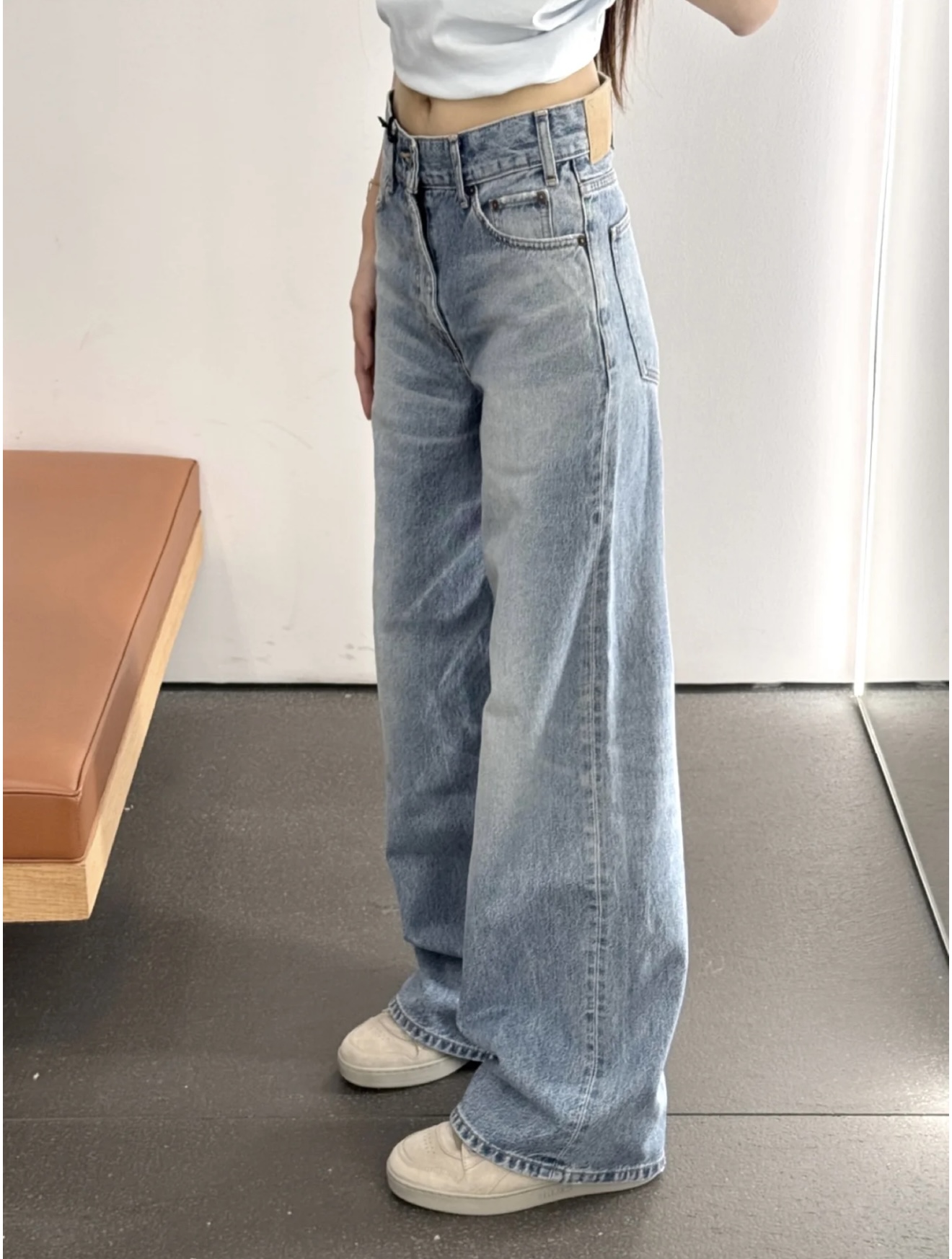 NO:739170,[Love] New style [Love]!  The latest CE 26NEW Arc de Triomphe jolene distressed jeans. Size SML.,,jeans,19860909[爱心]新款[爱心]！最新CE 26NEW 凯旋门jolene做旧牛仔裤.尺码SML.,,jeans,,Women's clothing